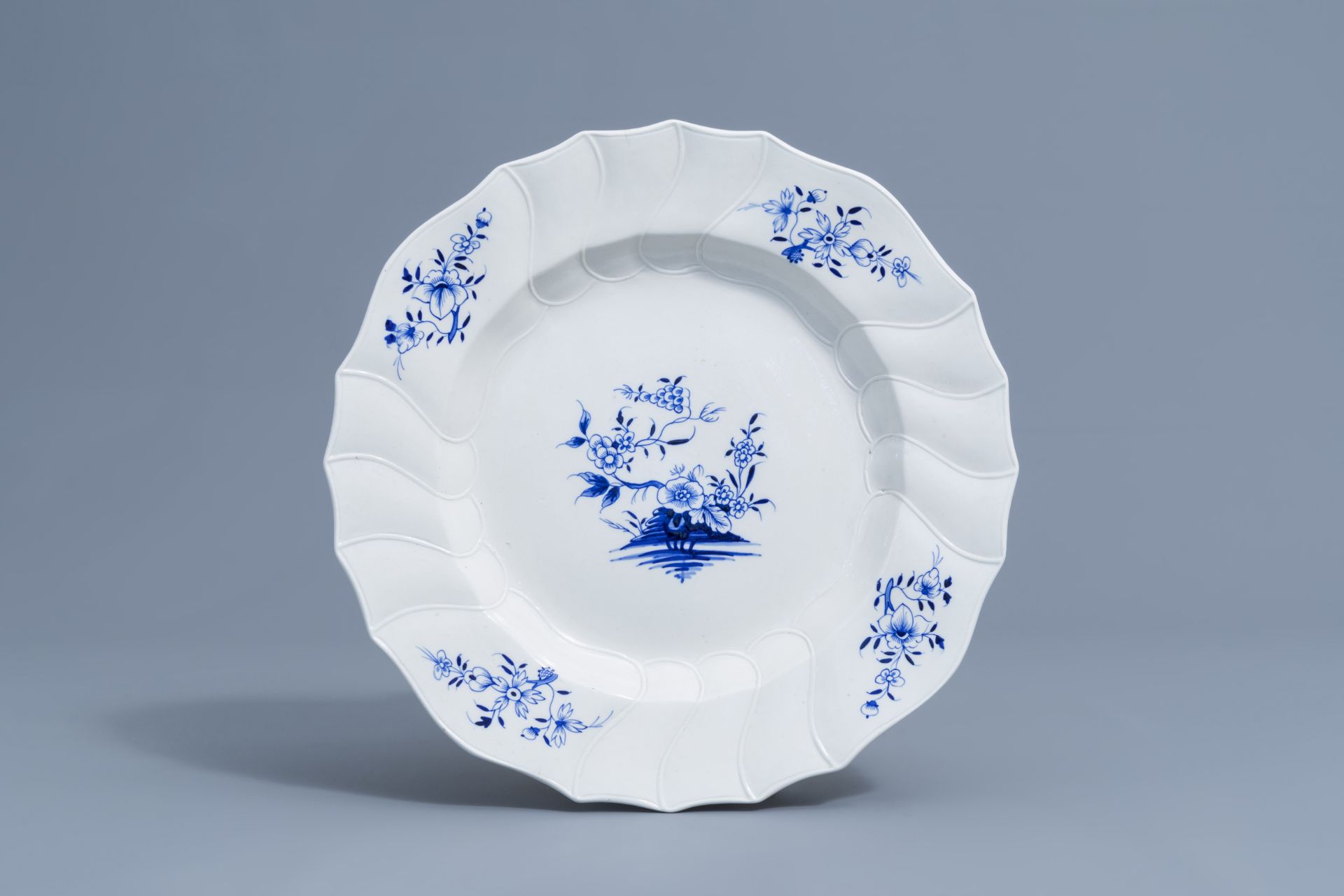 A varied collection of blue and white Tournai porcelain, 18th/19th C. - Image 3 of 32