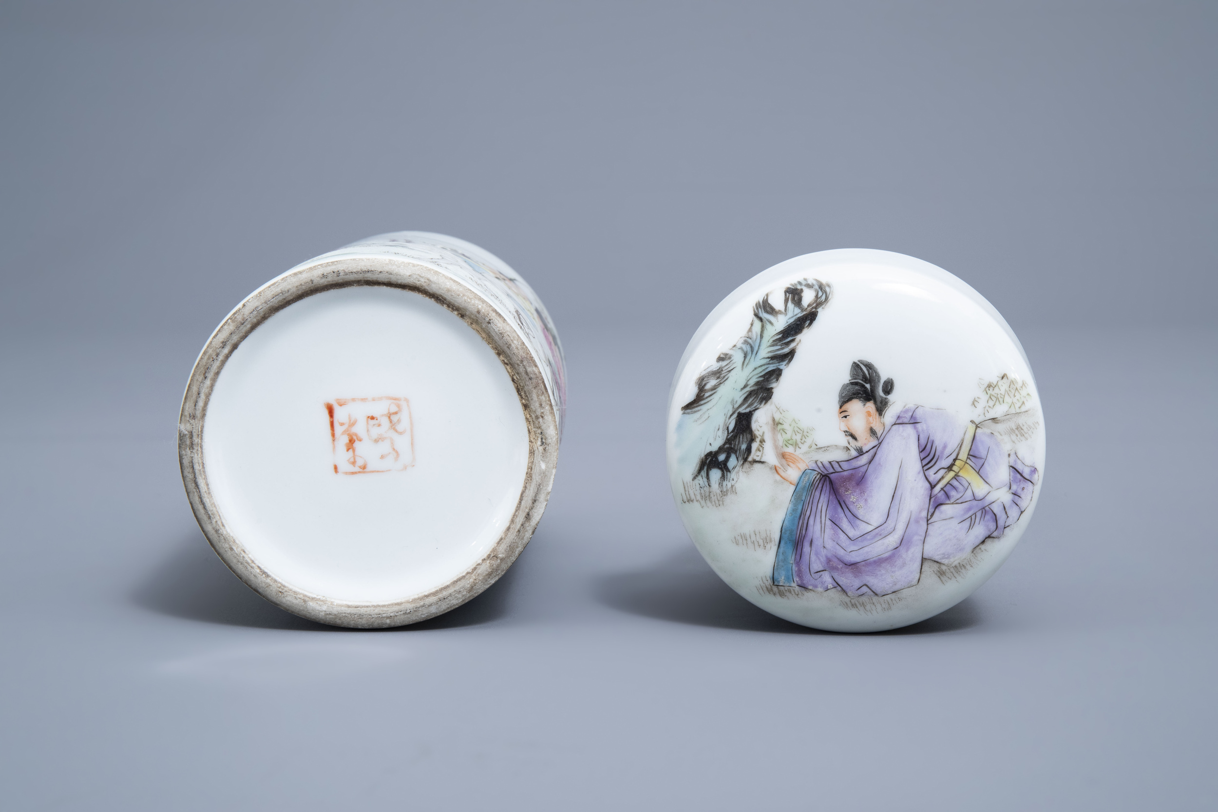Three Chinese famille rose vases and a jar and cover with figures in a landscape, 19th/20th C. - Image 14 of 14