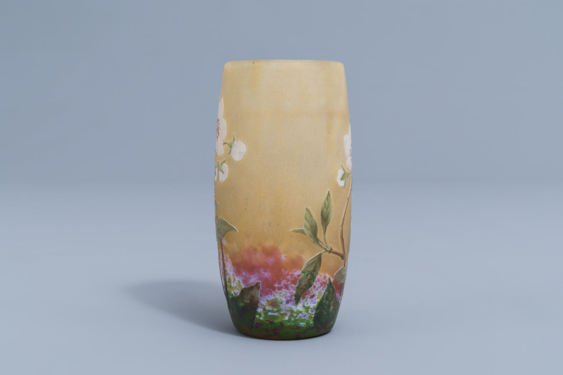 A French Art Nouveau etched overlay glass vase with floral design, Daum Nancy, first half of the 20t - Image 3 of 9