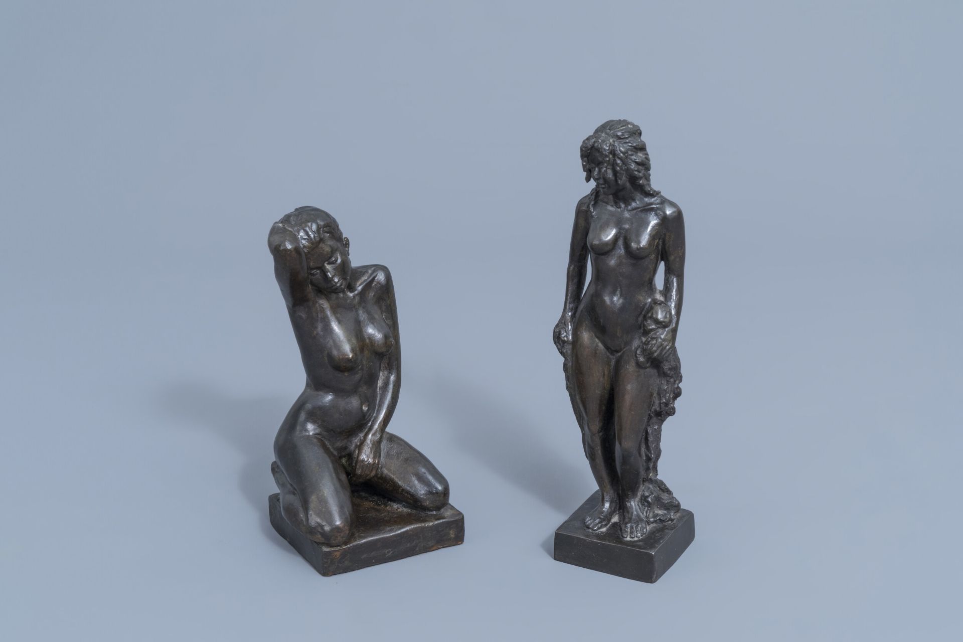 Halil Faik (1940): Two naked ladies, patinated bronze, ed. 2/7 and 2/8