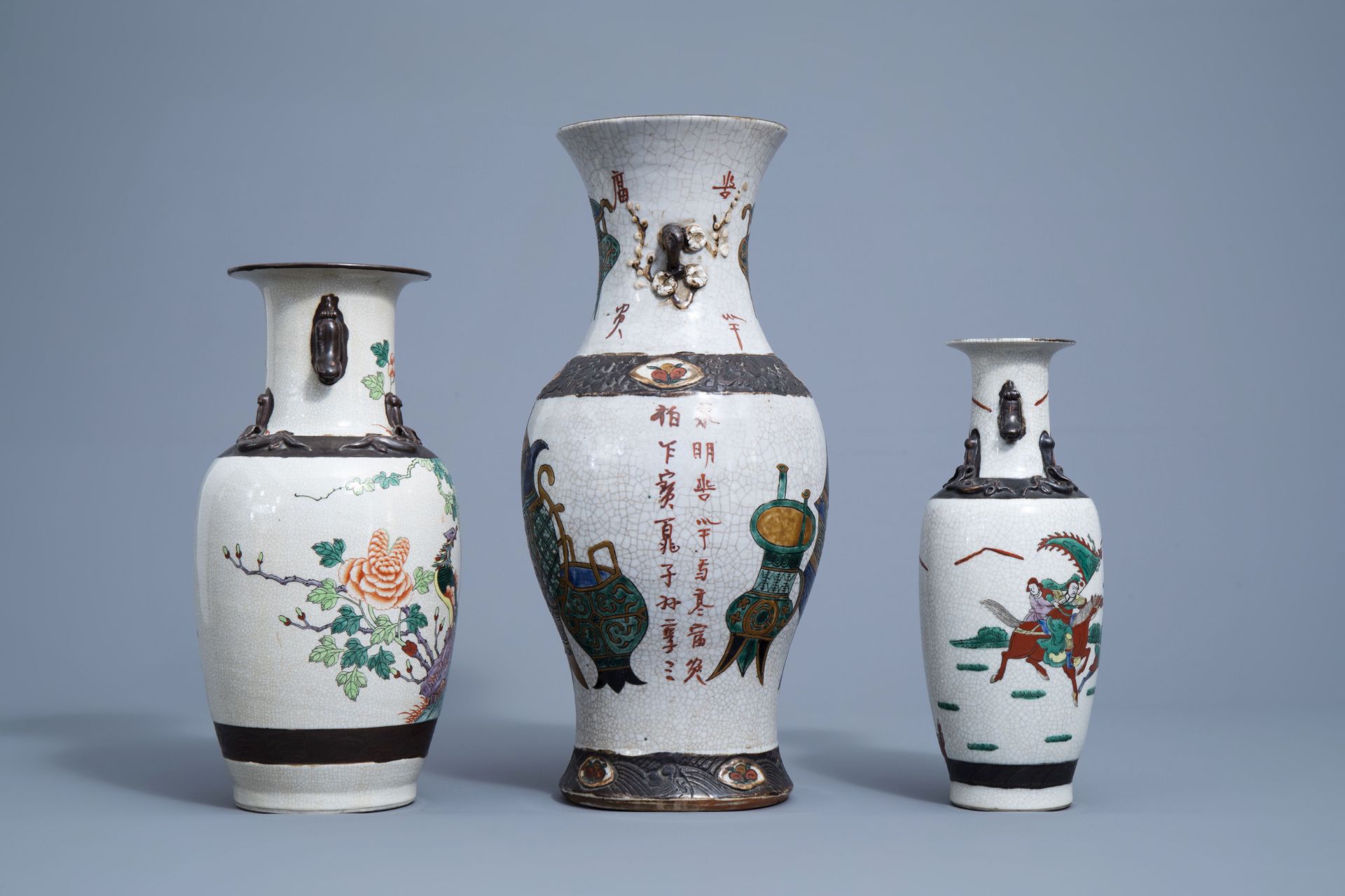 Seven various Chinese Nanking crackle glazed famille rose and verte vases, 19th/20th C. - Image 9 of 13