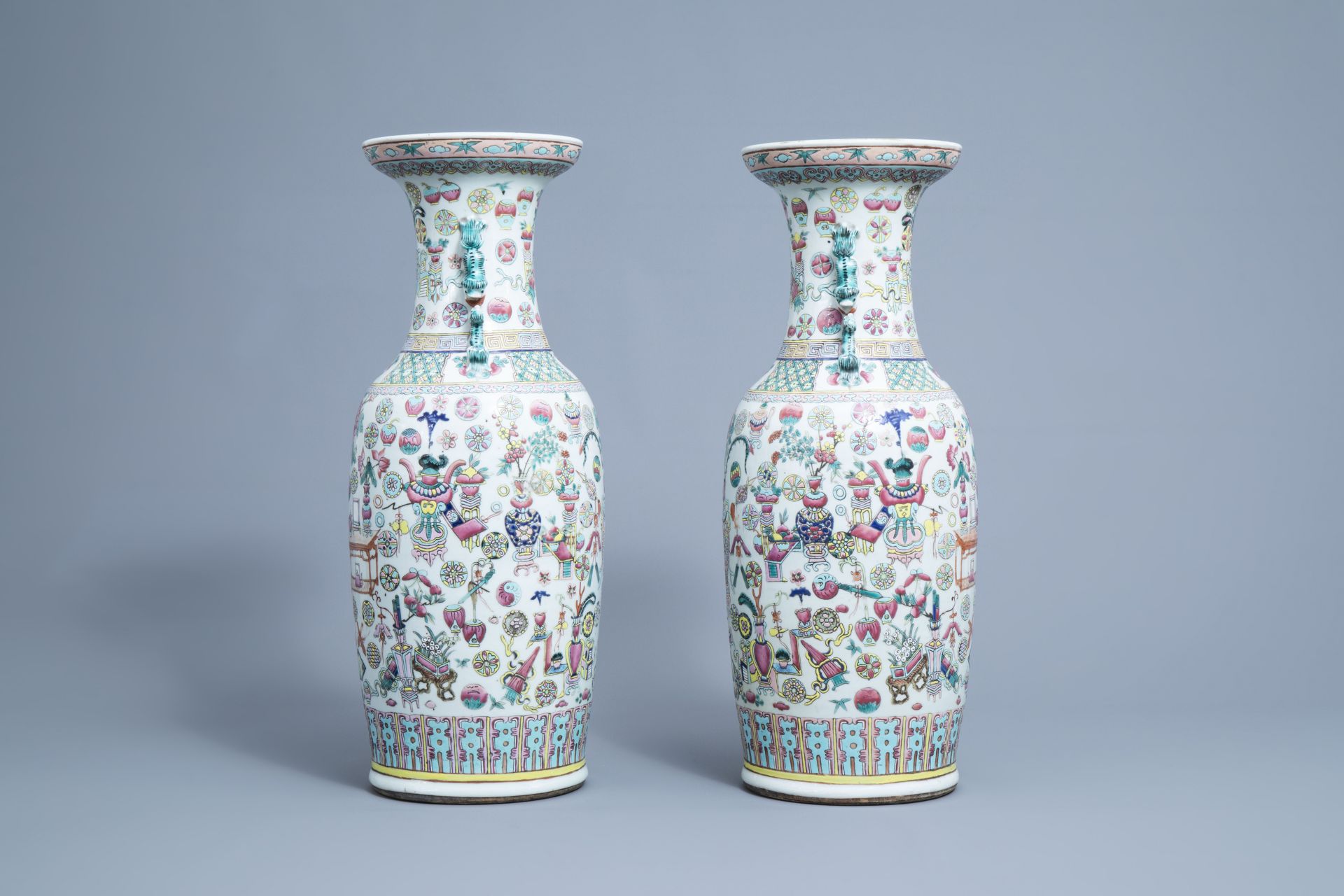 A pair of Chinese famille rose vases with antiquities design, 19th C. - Image 4 of 6