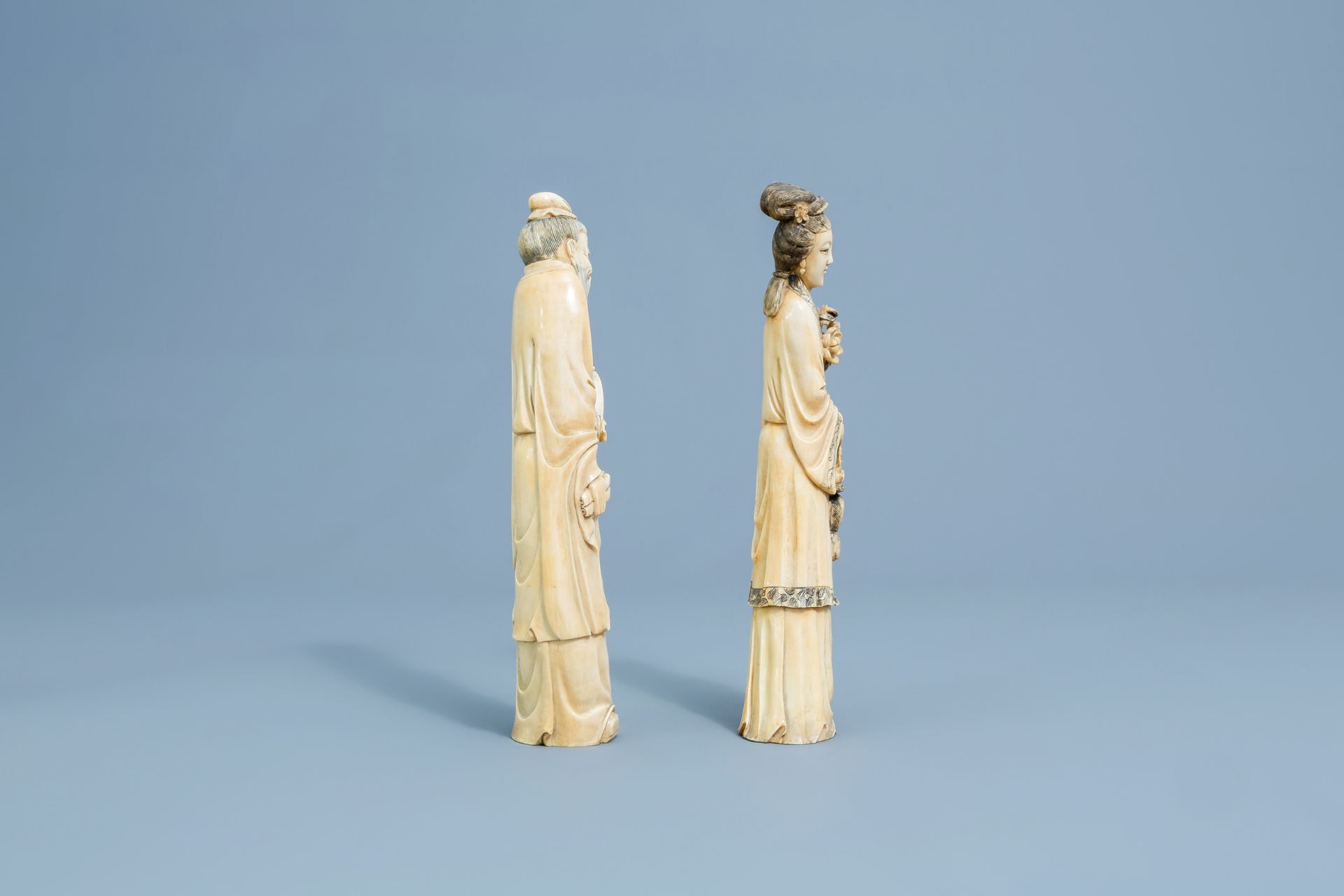 Four various Chinese carved ivory figures, first half of the 20th C. - Image 2 of 13