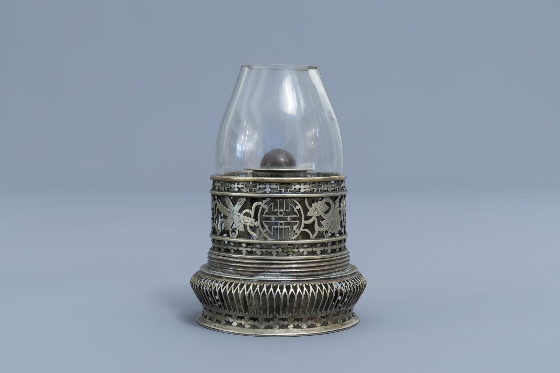 A Chinese paktong opium travel lamp, ca. 1900 - Image 4 of 12