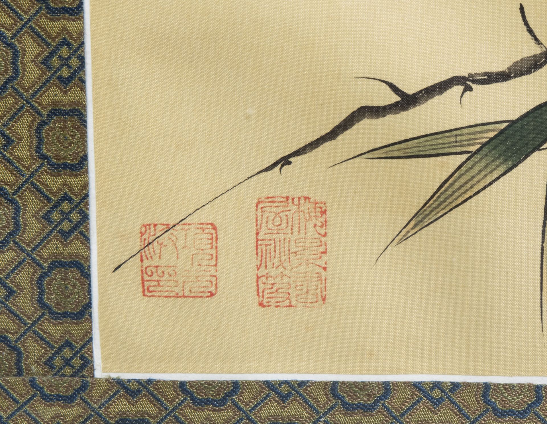 Chinese school, ink and colours on silk, 19th/20th C.: Ten paintings of birds between blossoms - Image 61 of 62