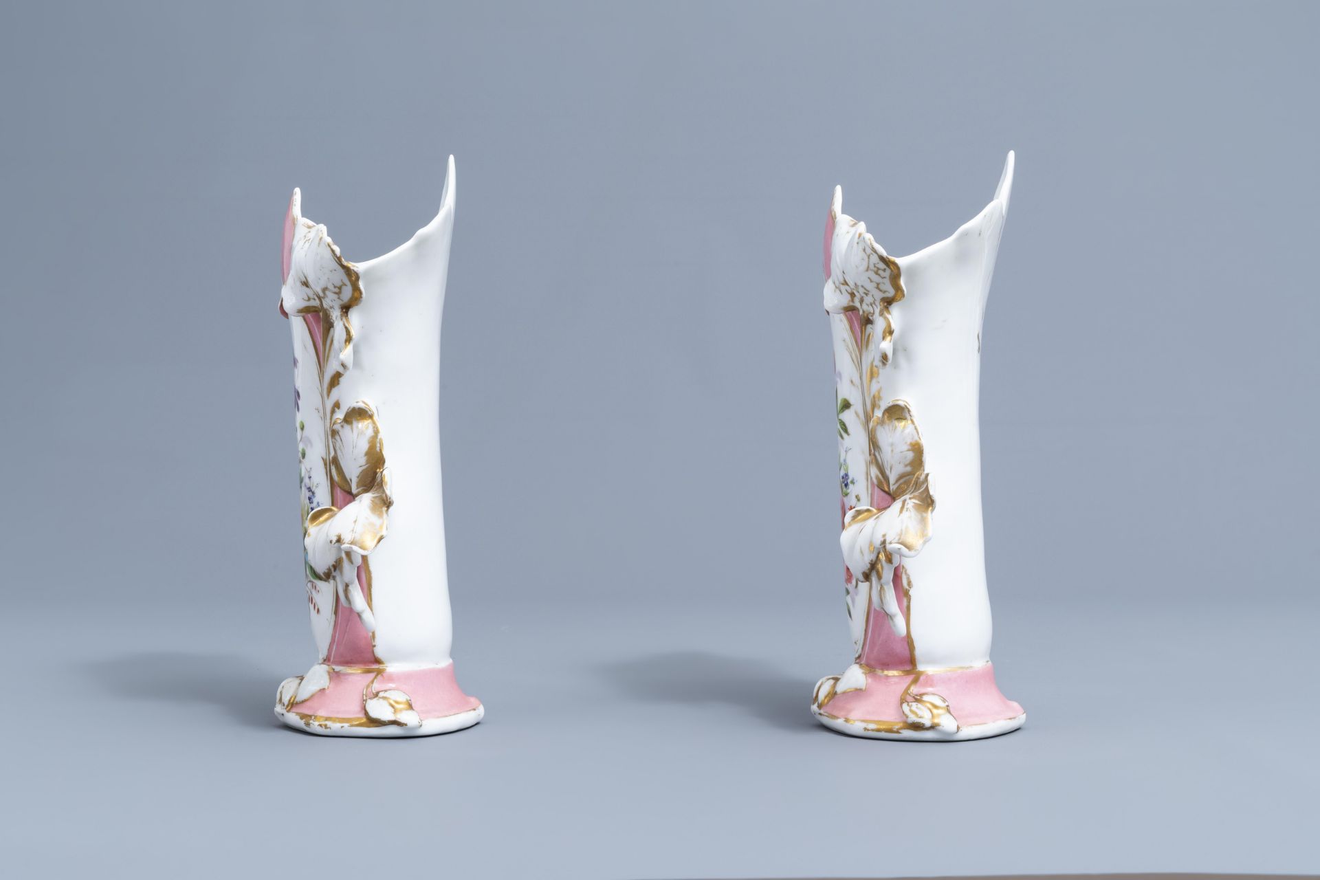 Two pairs of gilt and polychrome Paris porcelain vases and a 'chinoiserie' vase, 19th C. - Image 44 of 48