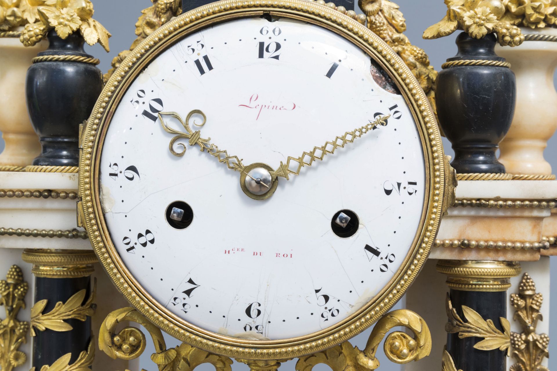 A French Louis XVI gilt bronze mounted white and black marble portico clock with an eagle, ca. 1800 - Image 10 of 13