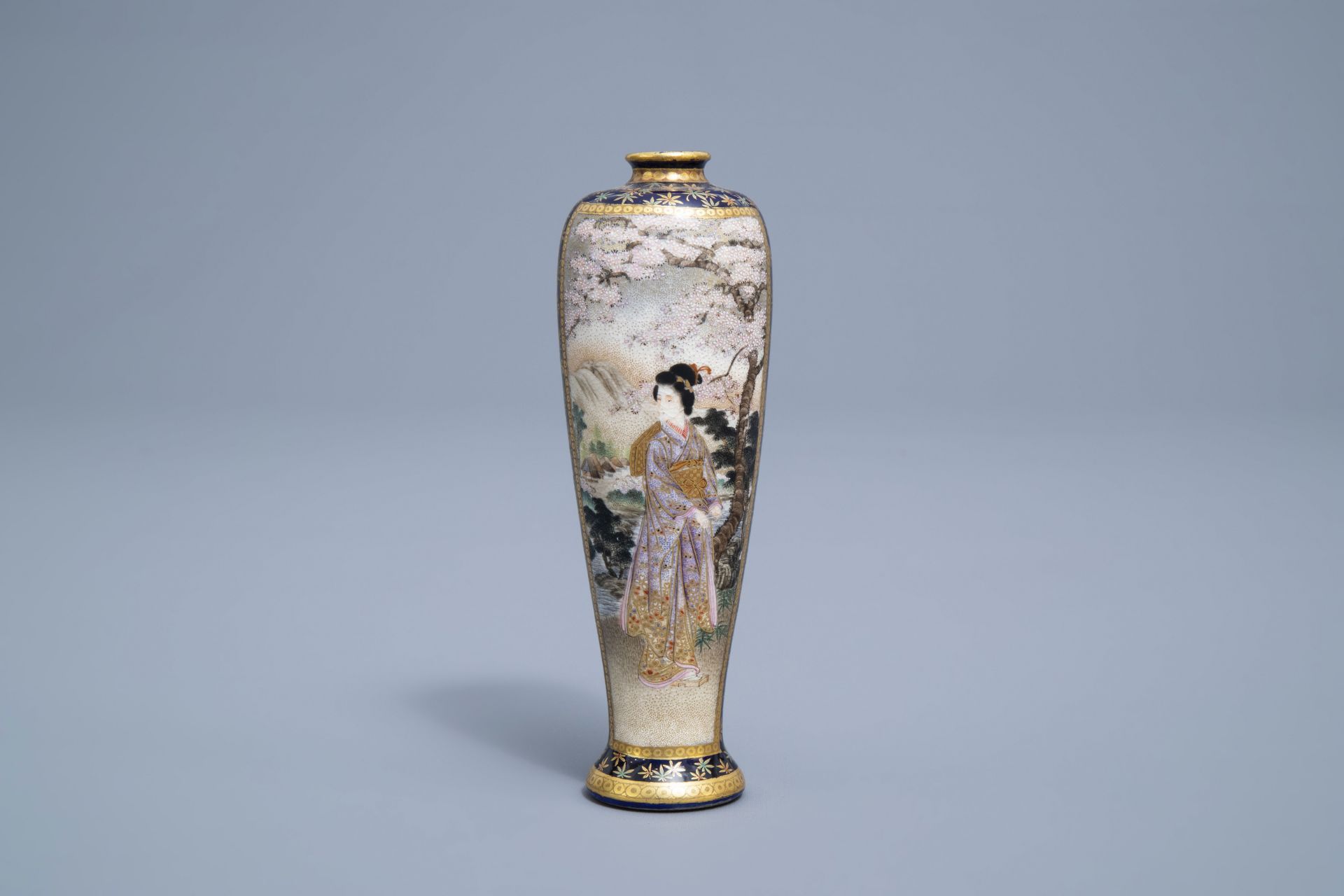 A Japanese Satsuma vase with ladies in a garden, Kinkozan mark, Meiji, 19th C. - Image 2 of 8