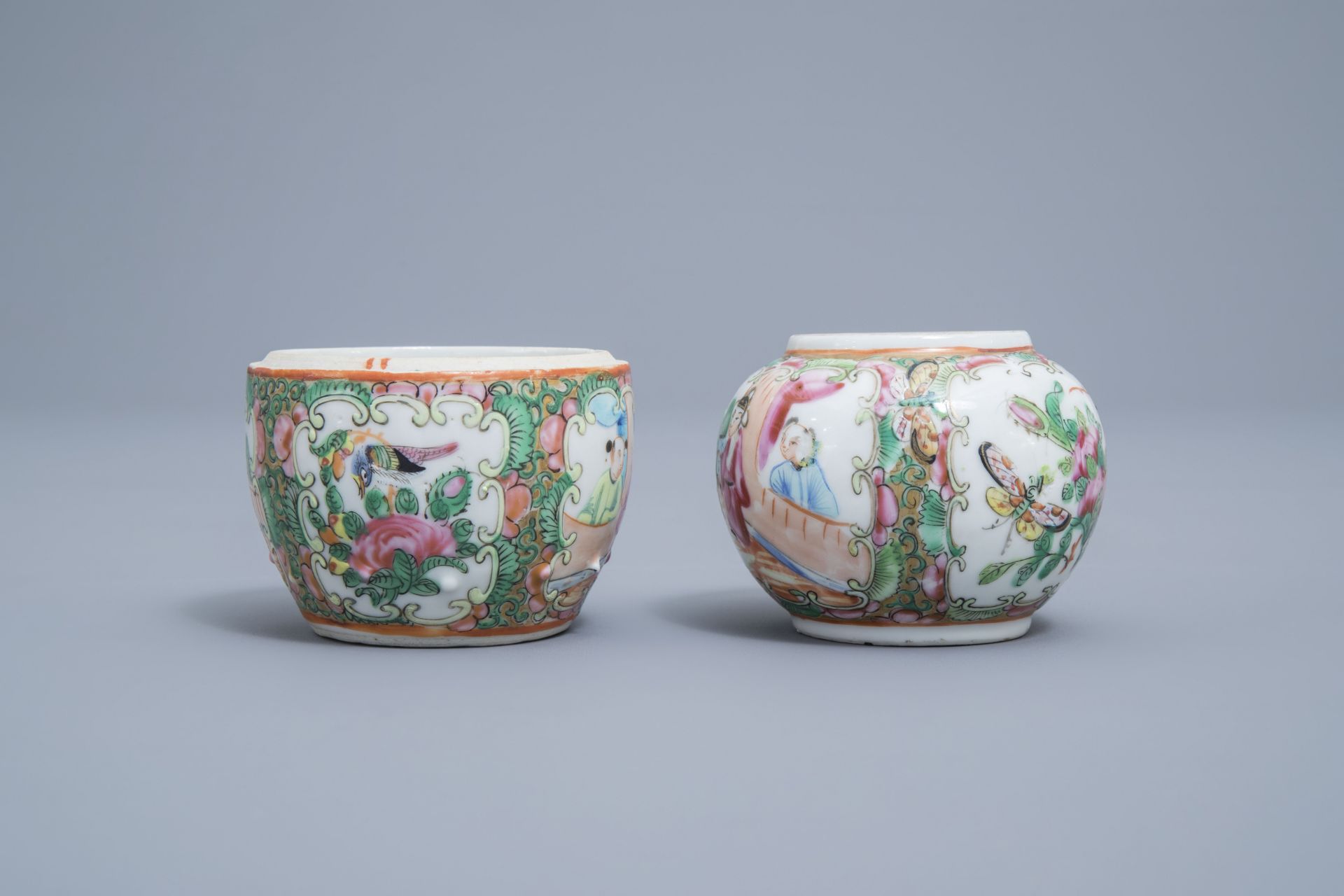 A varied collection of Chinse Canton and famille rose porcelain, 19th C. - Image 17 of 19