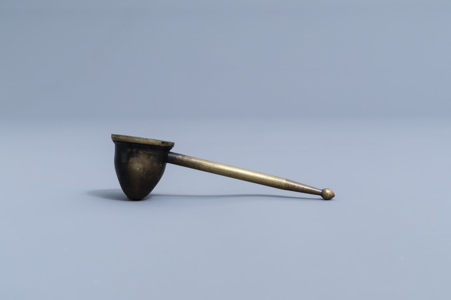 A large and varied collection of opium tools, China, 19th/20th C. - Image 18 of 22
