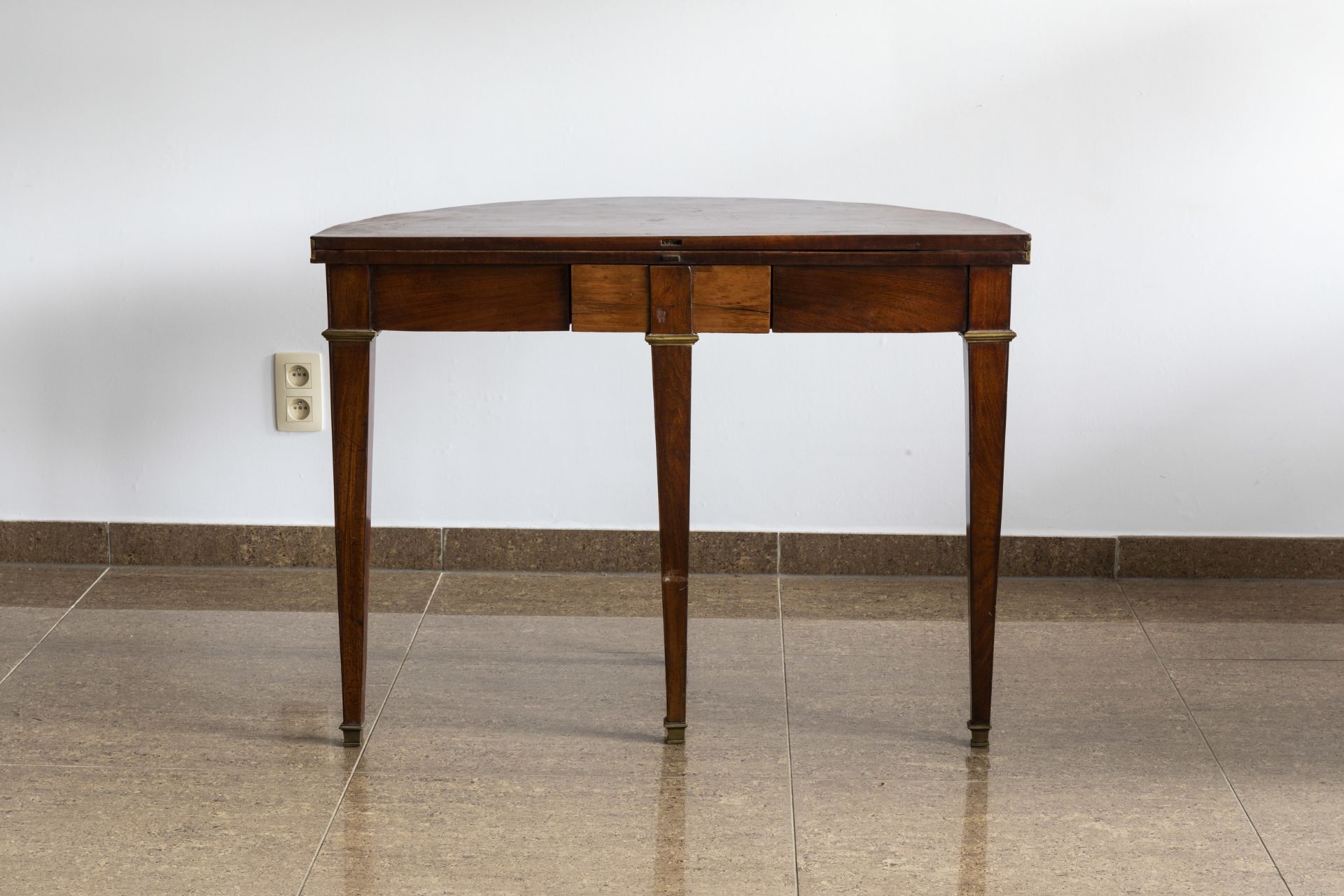 A French Directoire wood 'demi lune' console table, ca. 1800 - Image 2 of 11