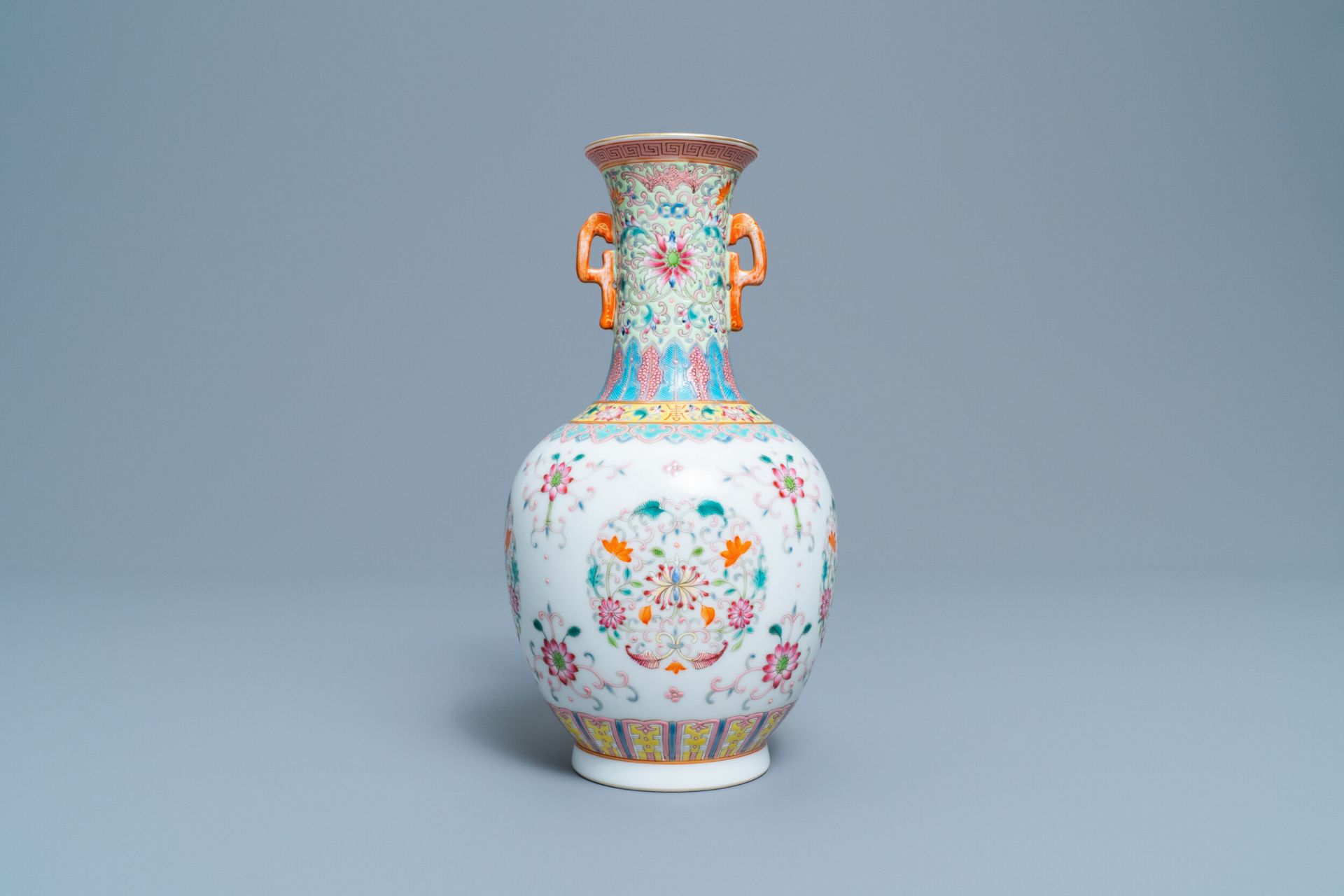 A Chinese famille rose vase with floral design, Qianlong mark, Republic, 20th C.