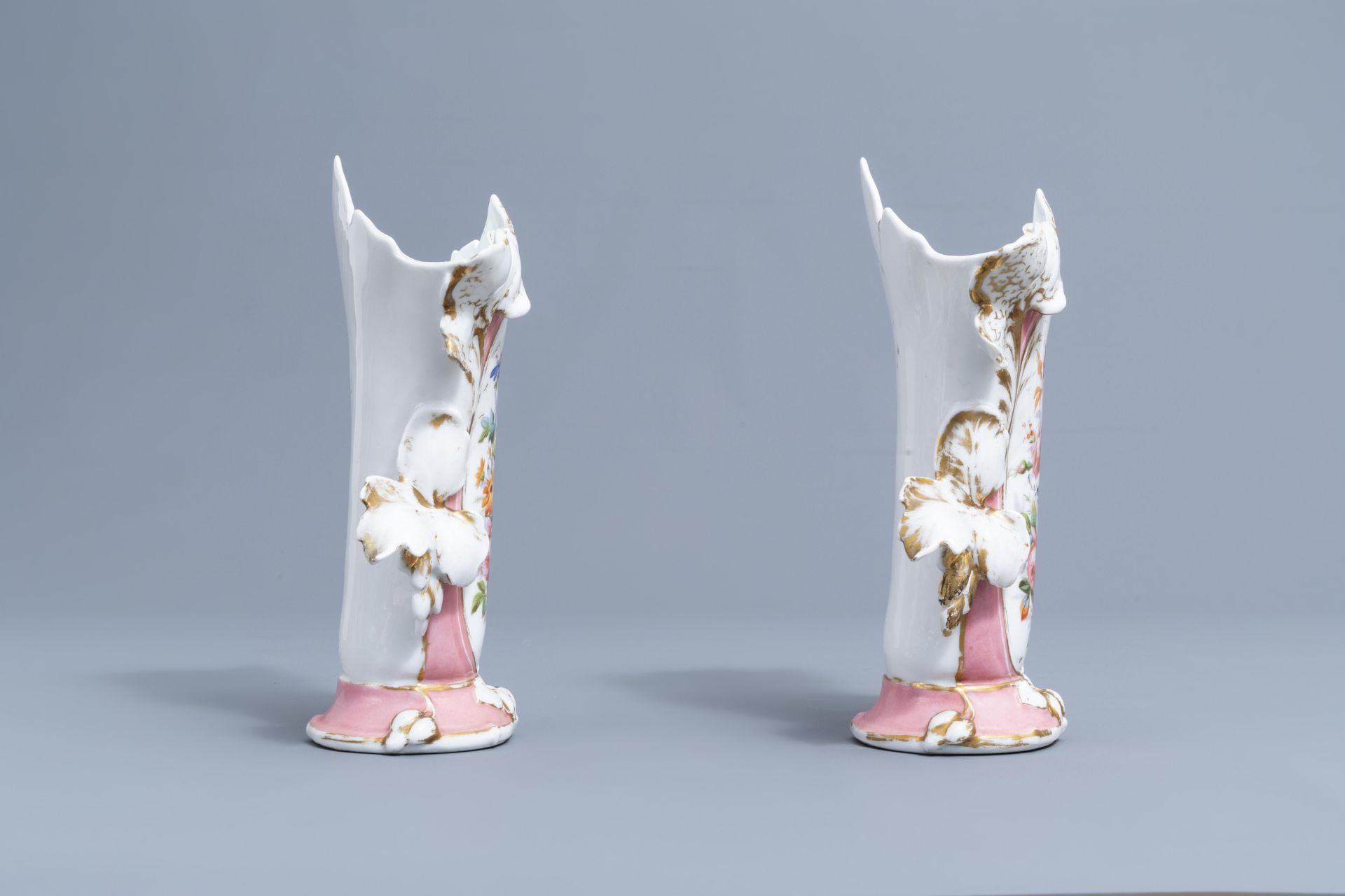 Two pairs of gilt and polychrome Paris porcelain vases and a 'chinoiserie' vase, 19th C. - Image 40 of 48