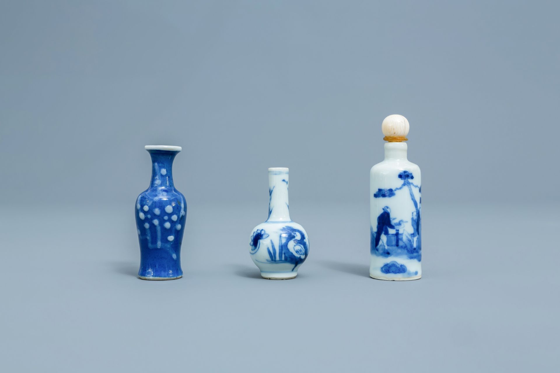 Three Chinese blue, white and famille rose miniature vases and a snuff bottle, Kangxi and later - Image 2 of 4