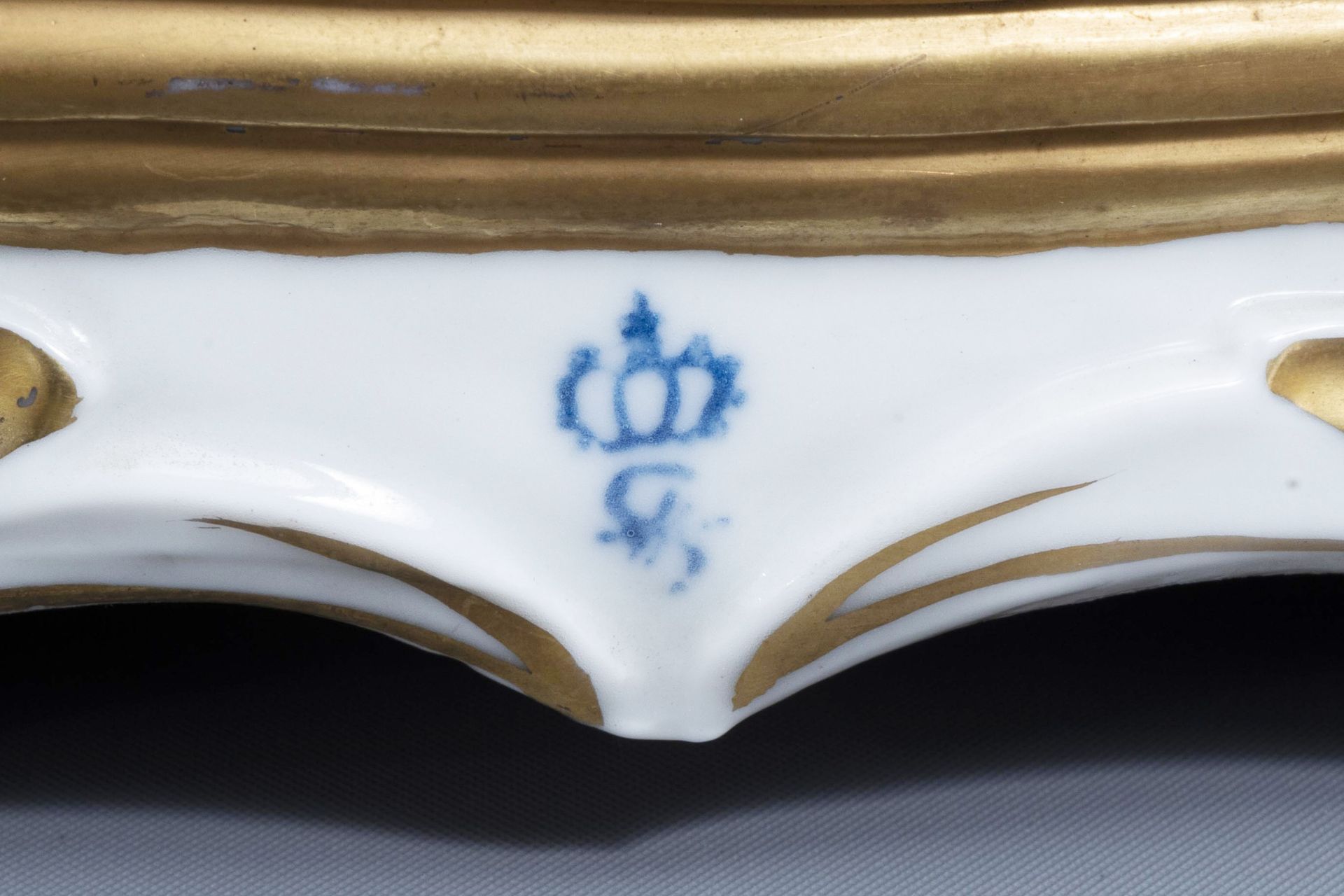 A group with a piano concerto in polychrome decorated Saxon porcelain, Sitzendorf mark, 20th C. - Image 10 of 14