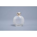 A Chinese rock crystal snuff bottle, 19th C.