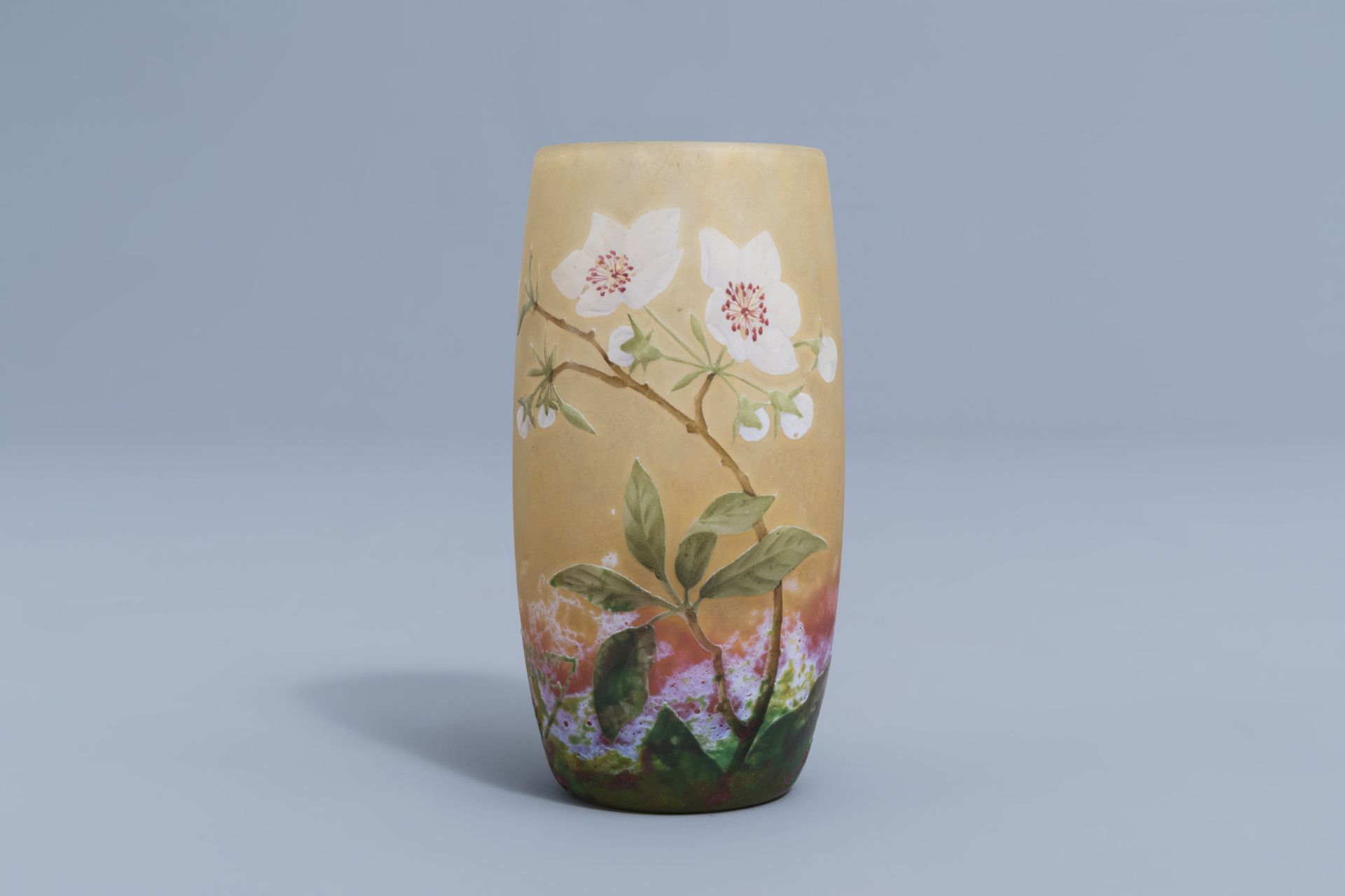 A French Art Nouveau etched overlay glass vase with floral design, Daum Nancy, first half of the 20t - Image 4 of 9