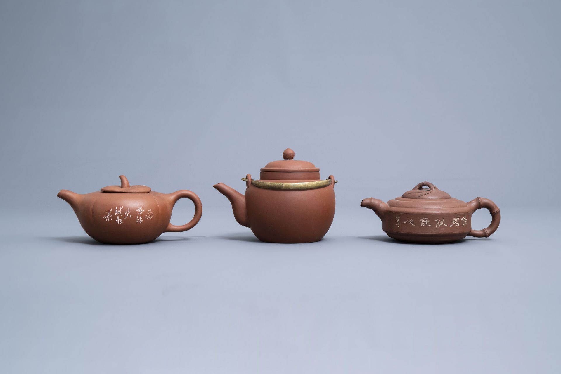 Five Chinese Yixing stoneware teapots and covers, 20th C. - Image 4 of 15