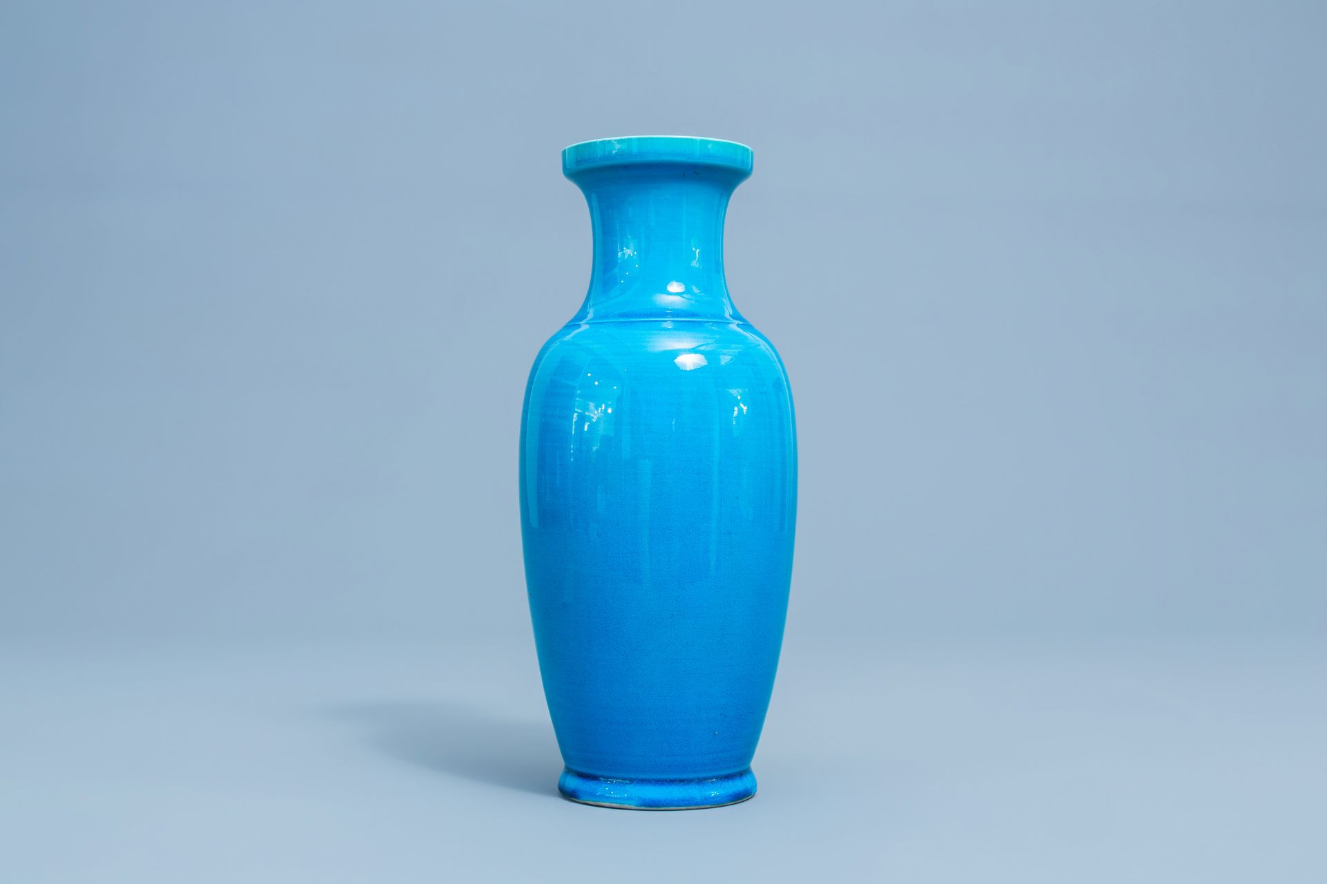 A Japanese monochrome turquoise Awaji vase, Meiji, 19th C. - Image 2 of 7