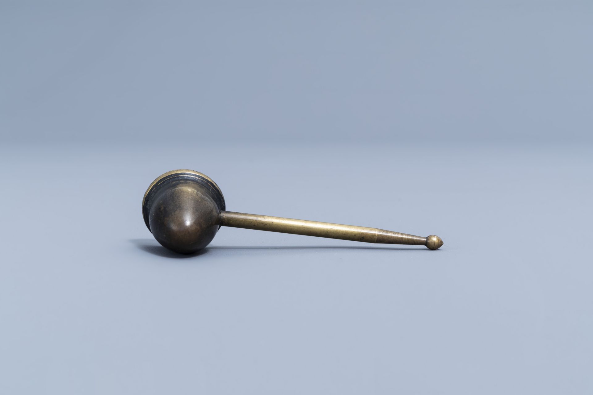 A large and varied collection of opium tools, China, 19th/20th C. - Image 20 of 22