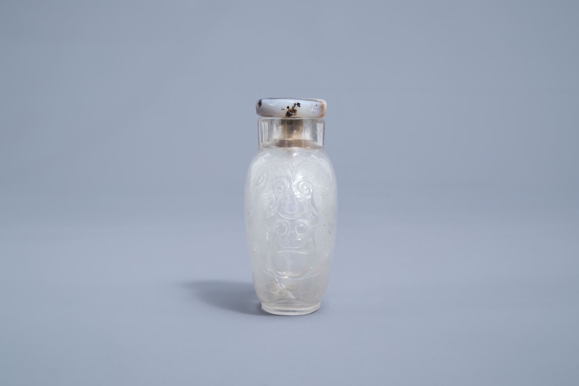 A Chinese rock crystal snuff bottle, 19th C. - Image 2 of 4