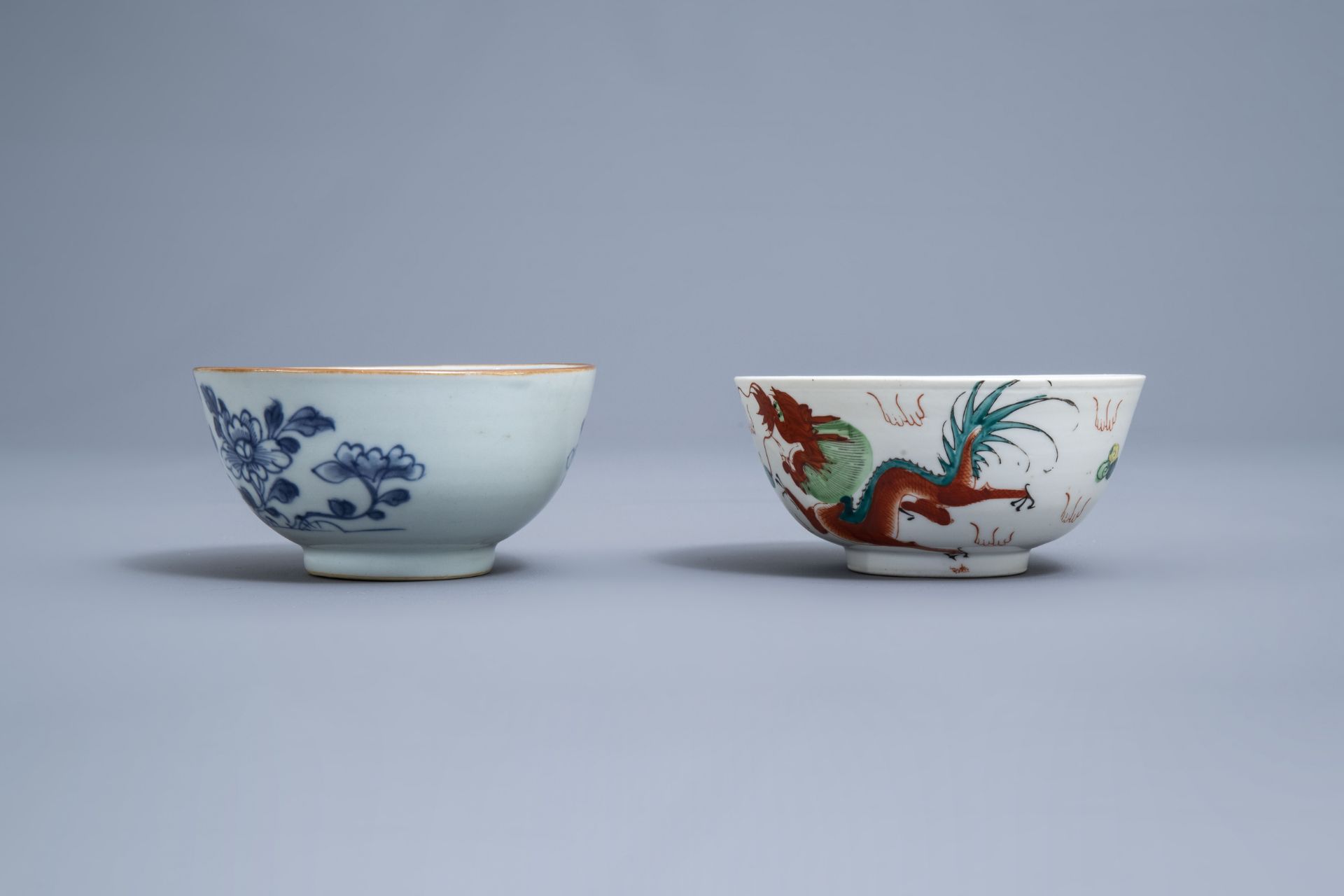 A varied collection of Chinese blue, white and famille rose porcelain, 18th C. and later - Image 10 of 42