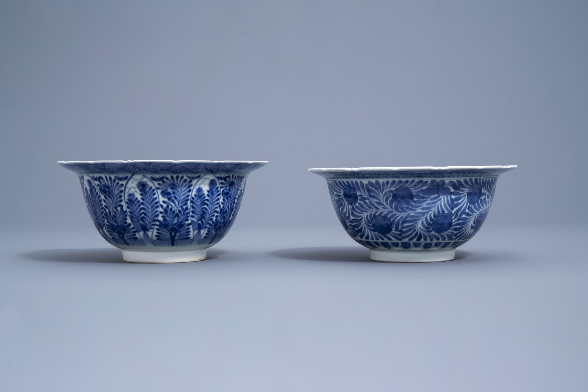 Two Japanese blue and white Arita bowls with floral design, 19th C. - Image 7 of 7