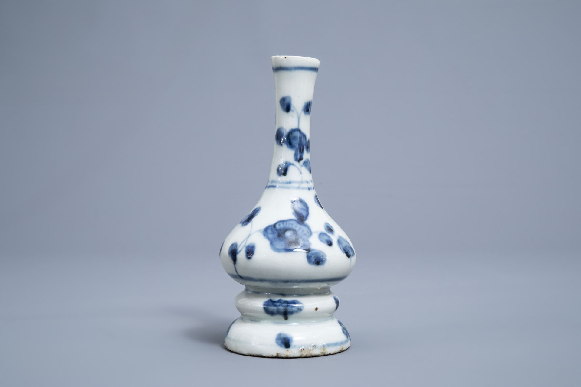 A Chinese blue and white Swatow vase with floral design, probably Ming - Image 2 of 7