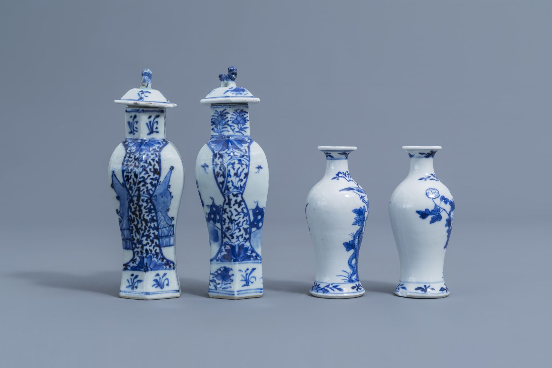 A varied collection of Chinese blue and white porcelain, 19th C. - Image 12 of 18