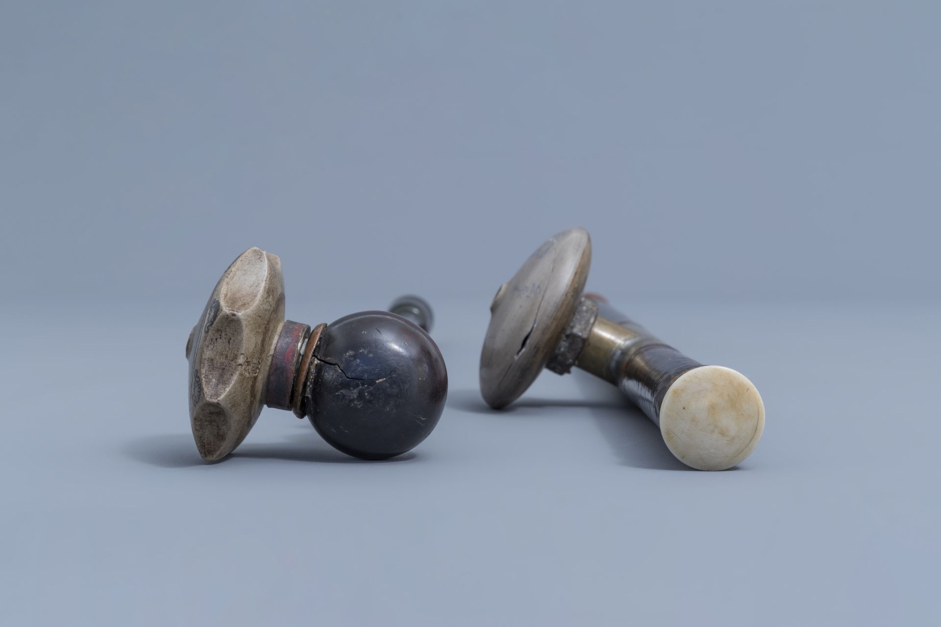 Two Chinese bamboo opium pipes finished with brass, jade, ivory and stoneware, ca. 1900 - Image 6 of 18