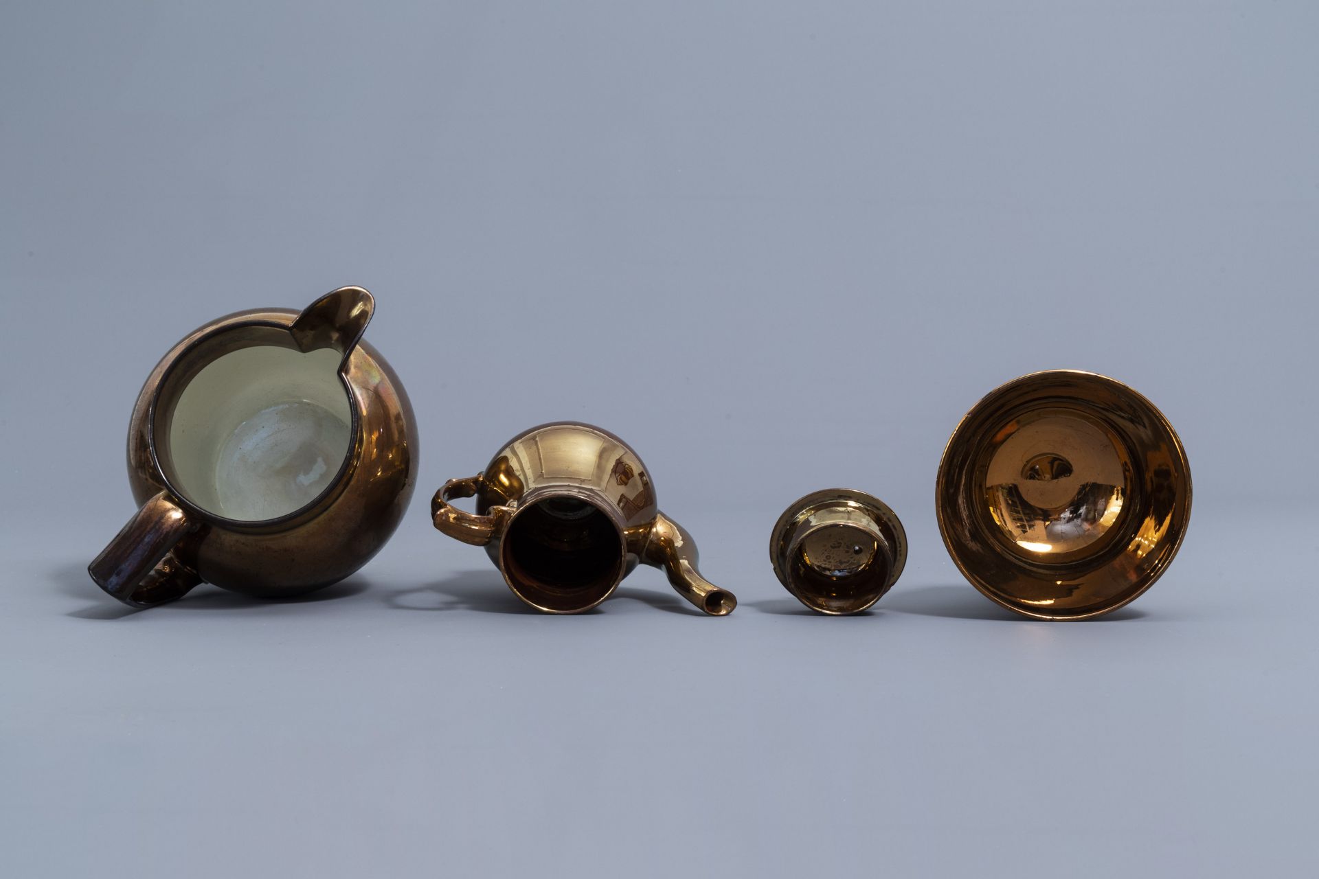 A varied collection of English monochrome copper lustreware items, 19th C. - Image 48 of 50