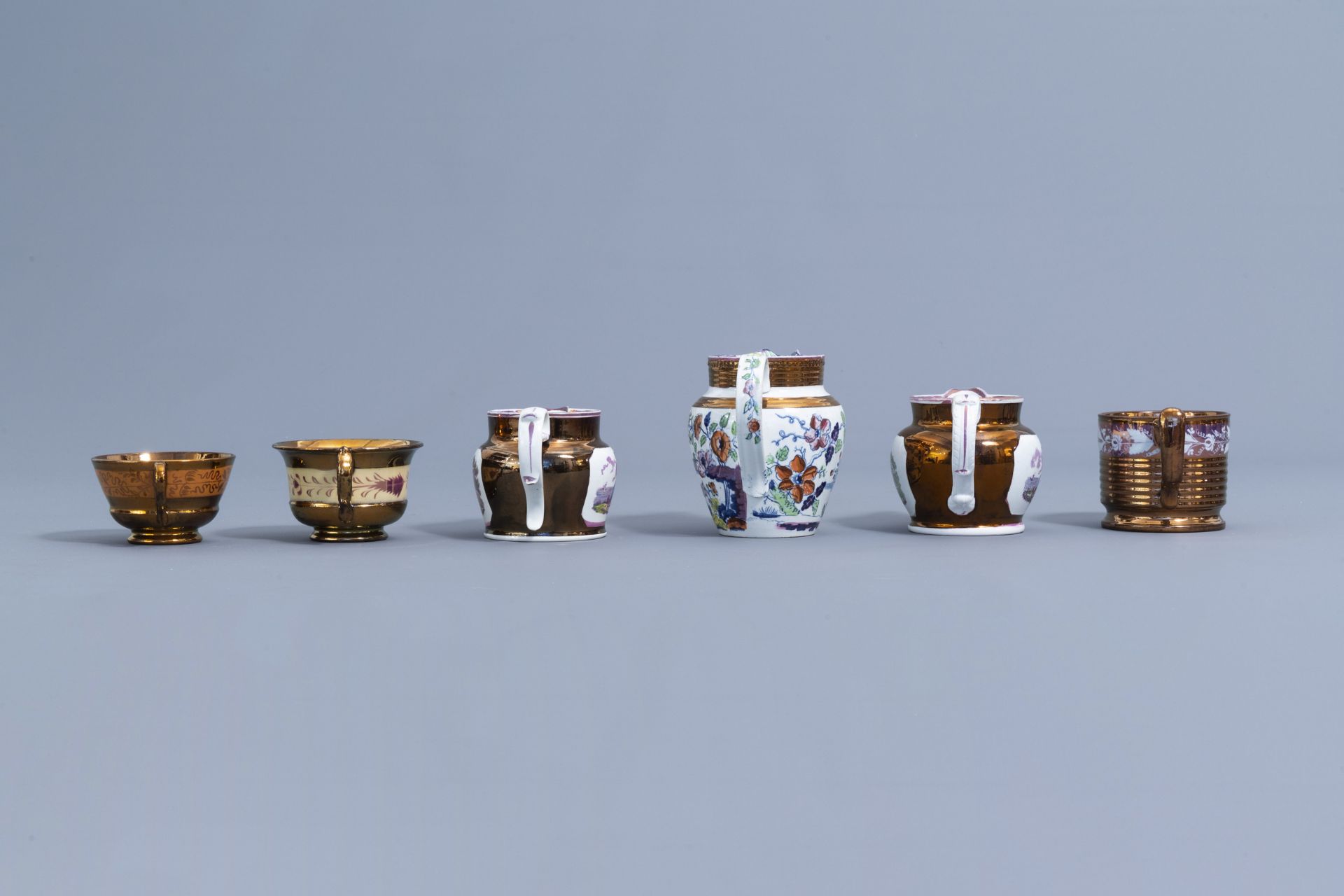 A varied collection of English lustreware items, 19th C. - Image 17 of 44