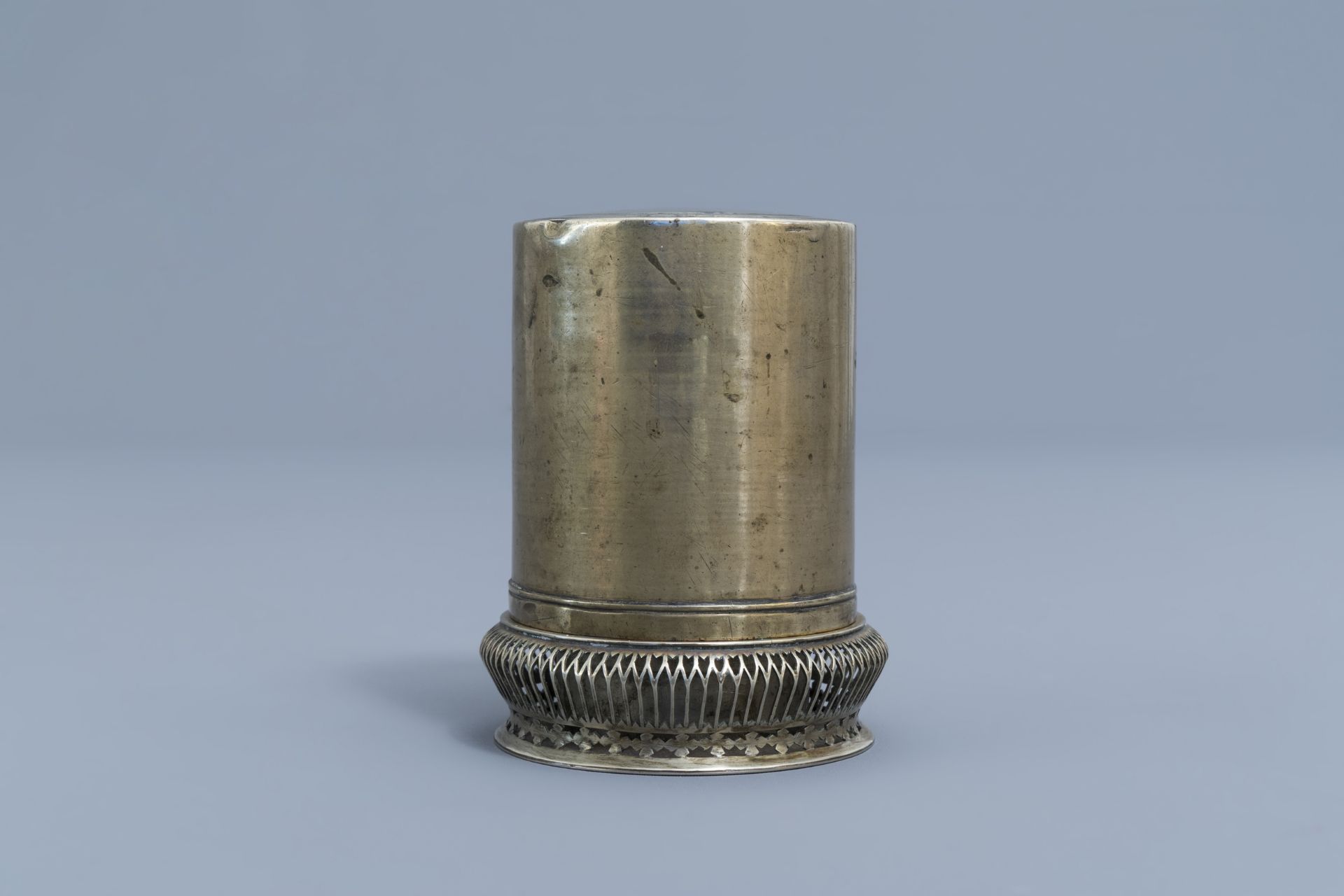 A Chinese paktong opium travel lamp, ca. 1900 - Image 9 of 12