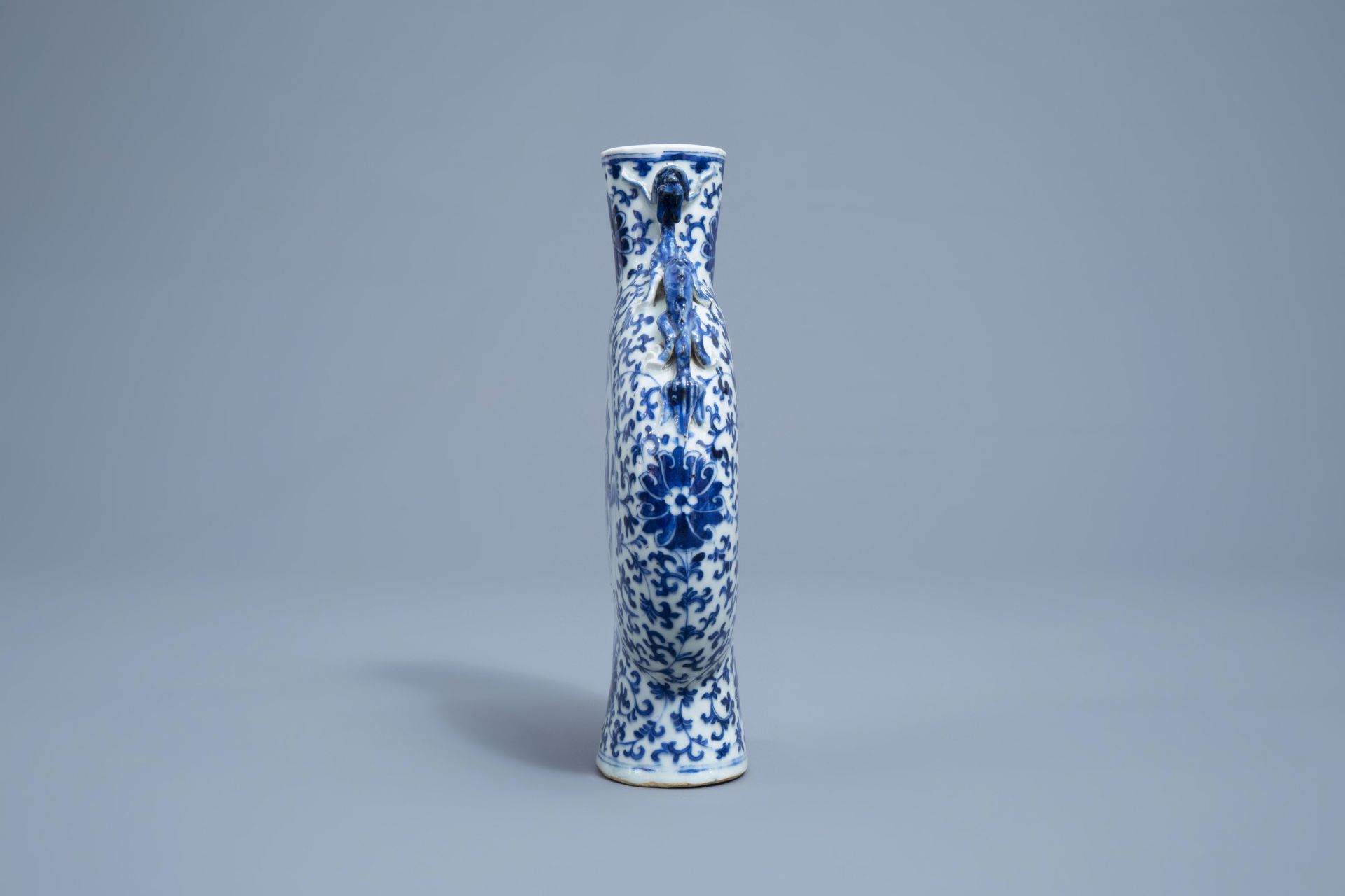 A Chinese blue and white moonflask with figures and a bird, 19th C. - Image 4 of 8