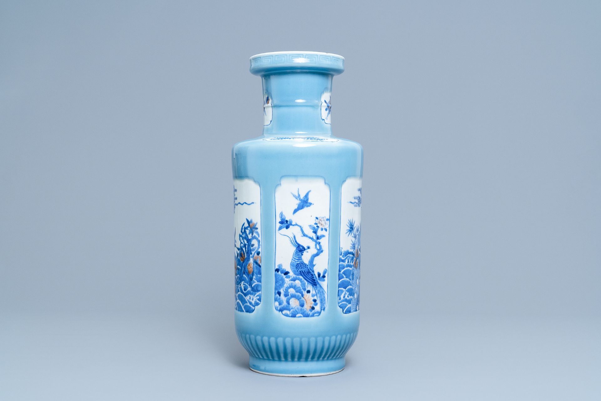 A Chinese blue, white and copper red lavender blue ground rouleau vase, 19th/20th C. - Image 2 of 6