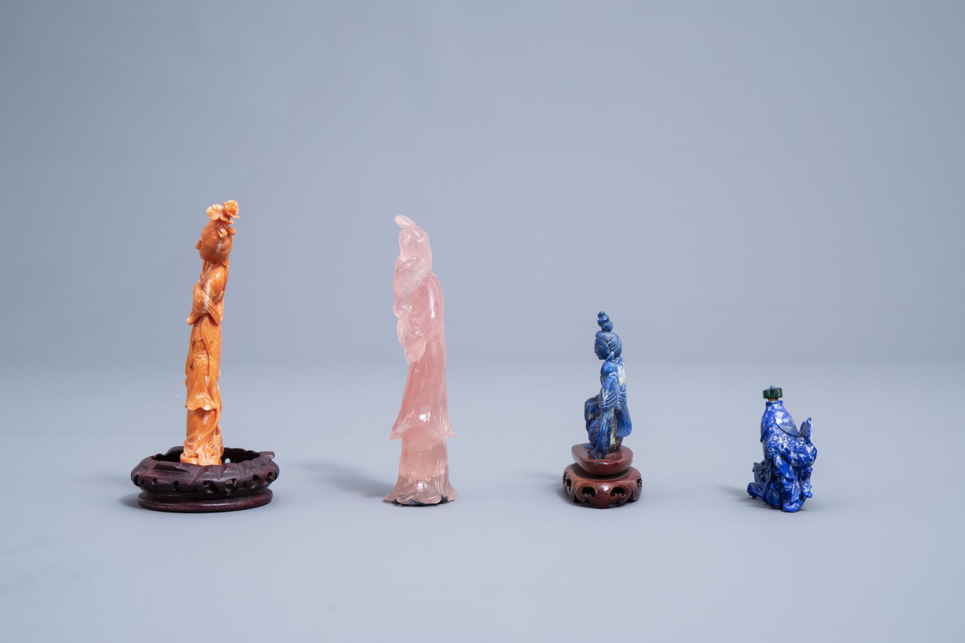 Five various Chinese lapis lazuli, coral, quartz and wood carvings, 19th/20th C. - Image 6 of 12