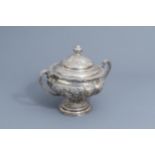 A Spanish silver Historisicm tureen and cover, 915/000, 20th C.