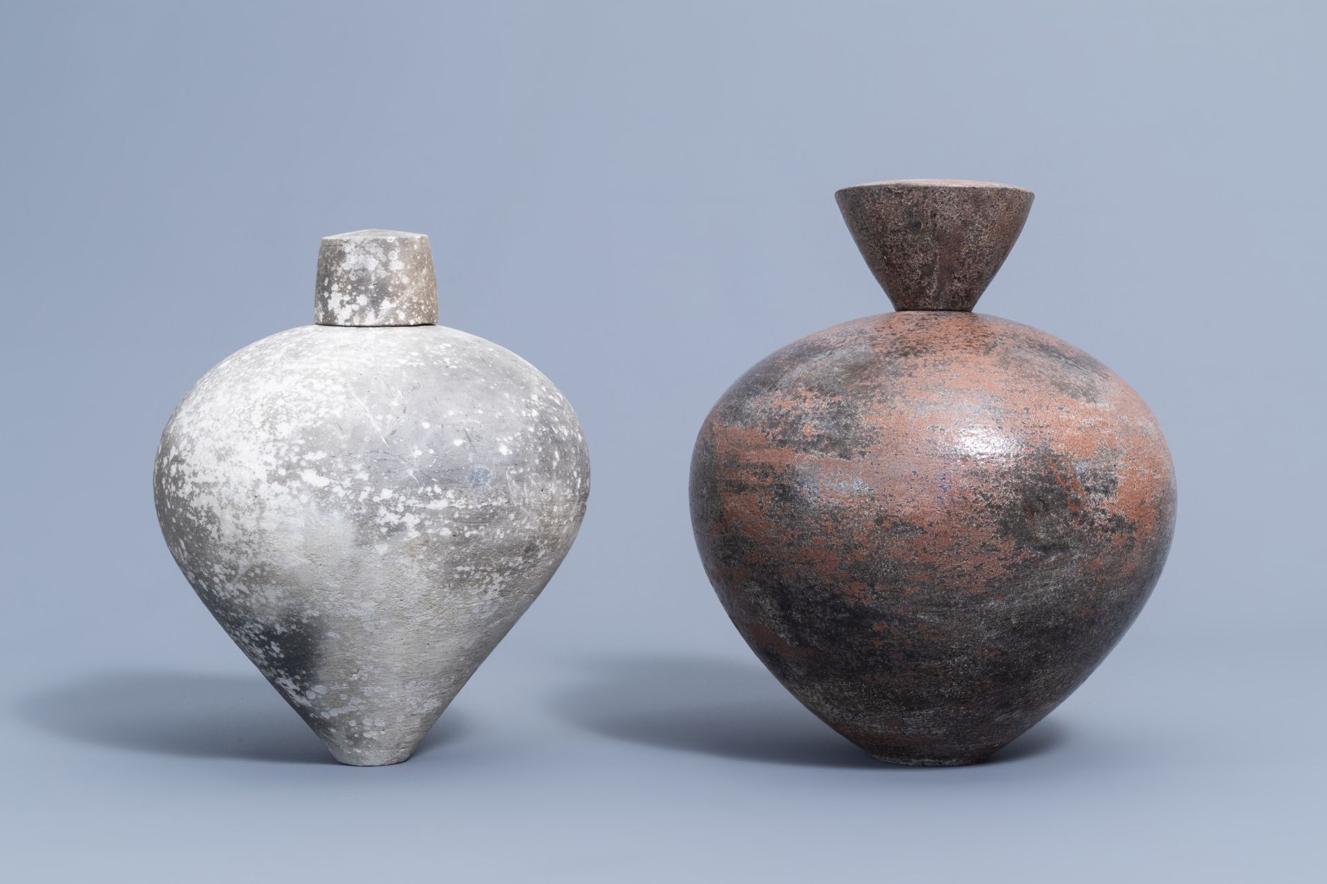 A varied collection modern European studio pottery (Dis Cinardo, Kaat Campo, Patrick Picarelle), 20t - Image 4 of 15