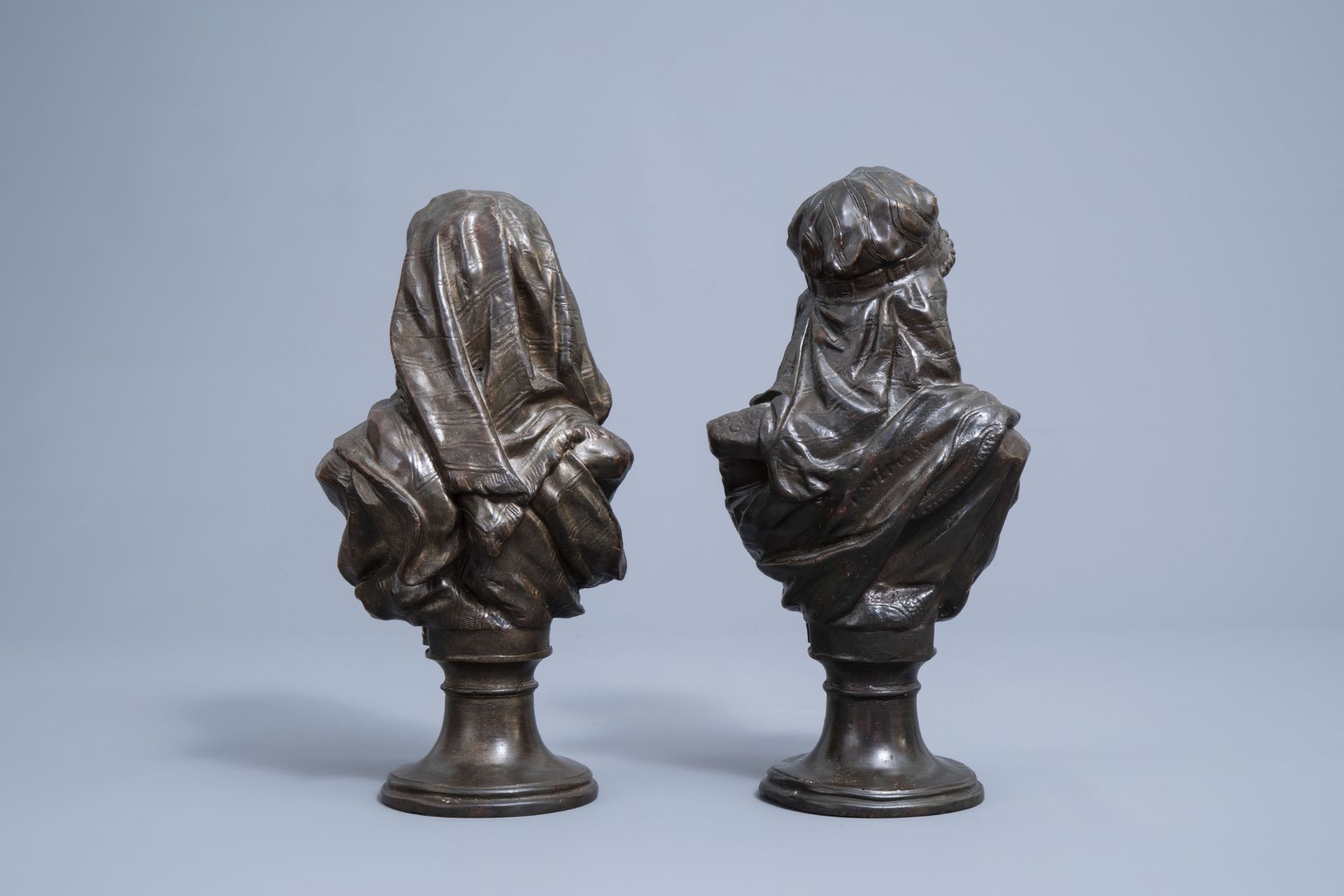 Johannes Boese (1856-1917, after): A pair of busts of a Moorish man and woman, copper alloy, dated 1 - Image 4 of 9