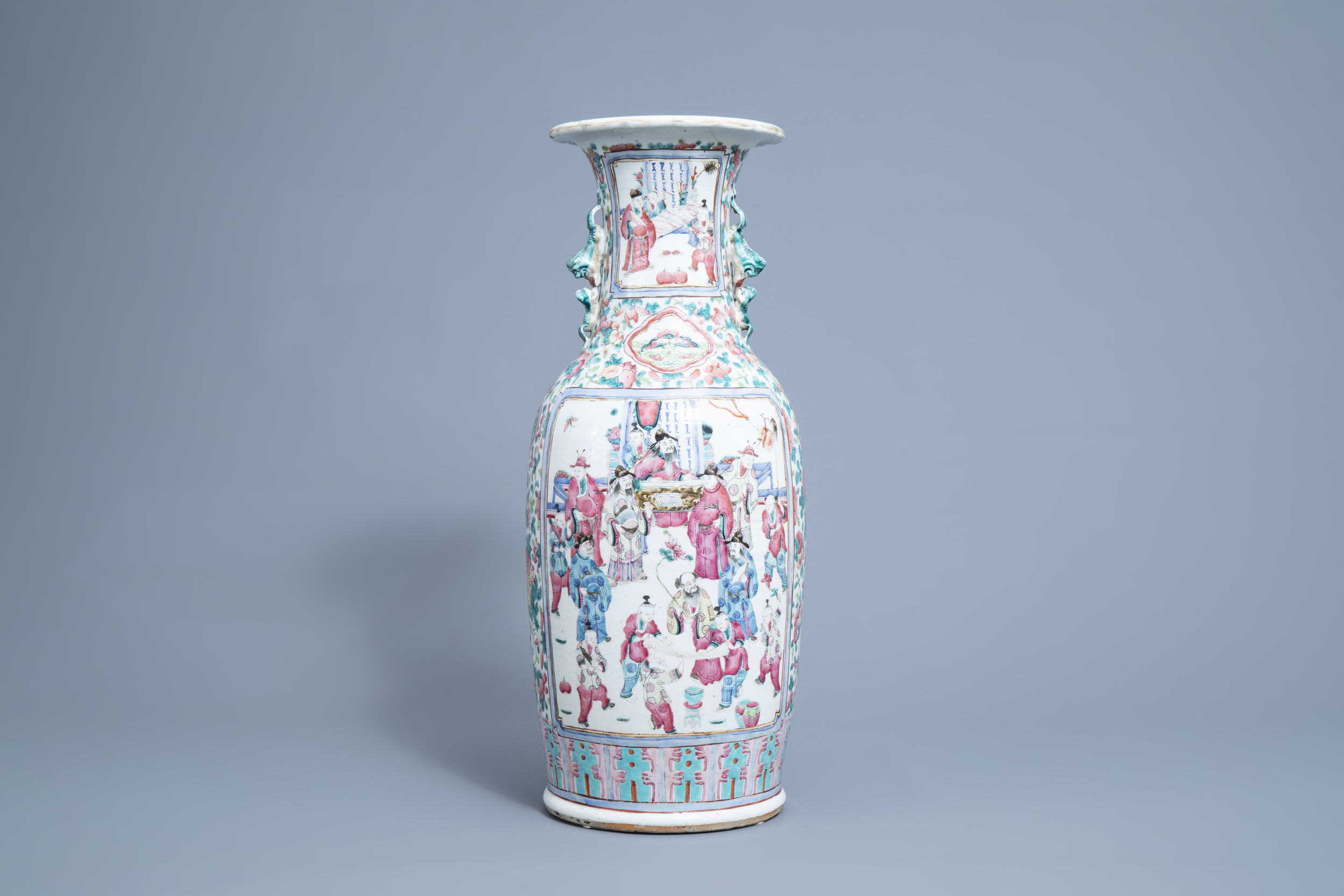 A Chinese famille rose vase with figurative and floral design, 19th C. - Image 3 of 6