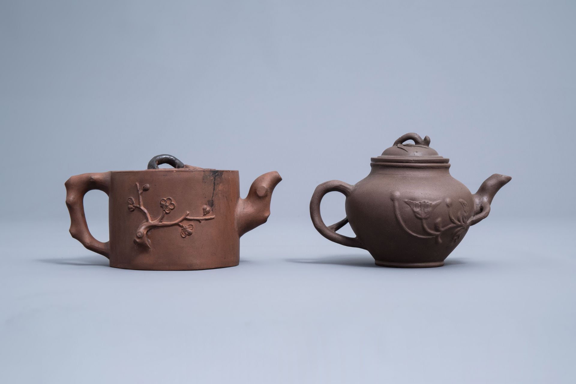 Five Chinese Yixing stoneware teapots and covers, 20th C. - Image 8 of 15