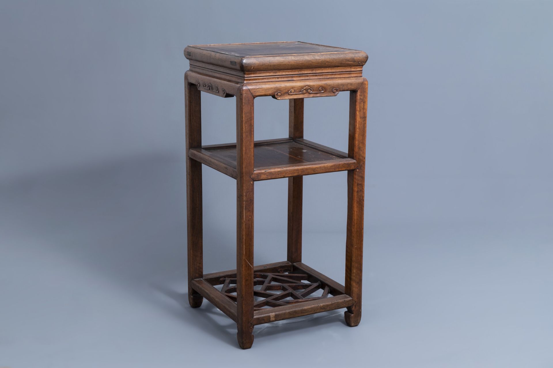 A Chinese wooden stand, 19th/20th C.