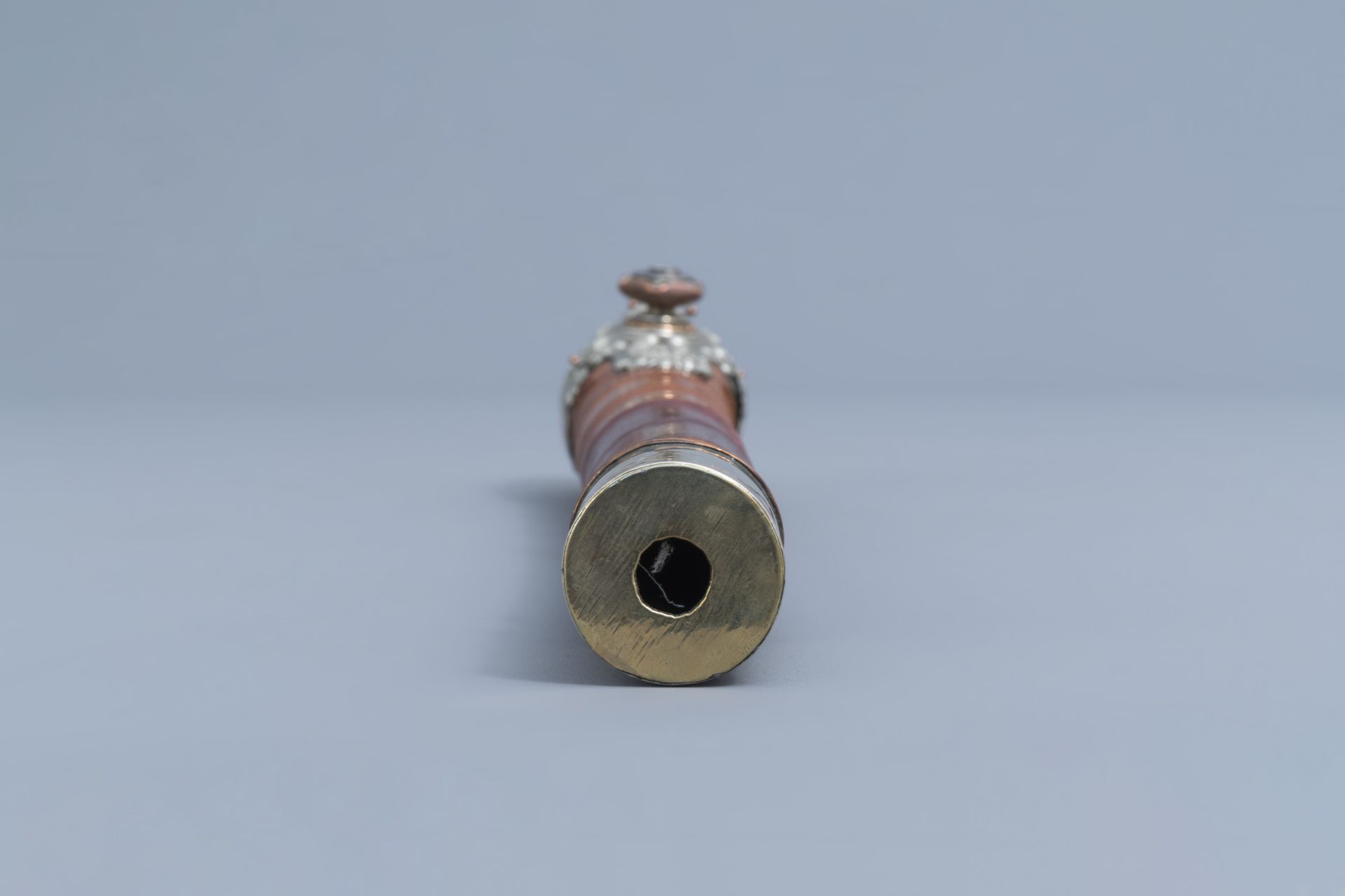 A Chinese bamboo silver and copper mounted opium pipe, 19th C. - Image 6 of 7