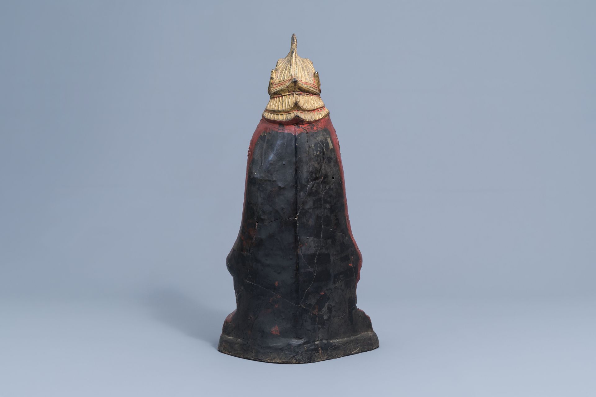 A large gilt, lacquered and polychrome Buddha with inlay, Burma or Laos, 19th/20th C. - Image 5 of 8