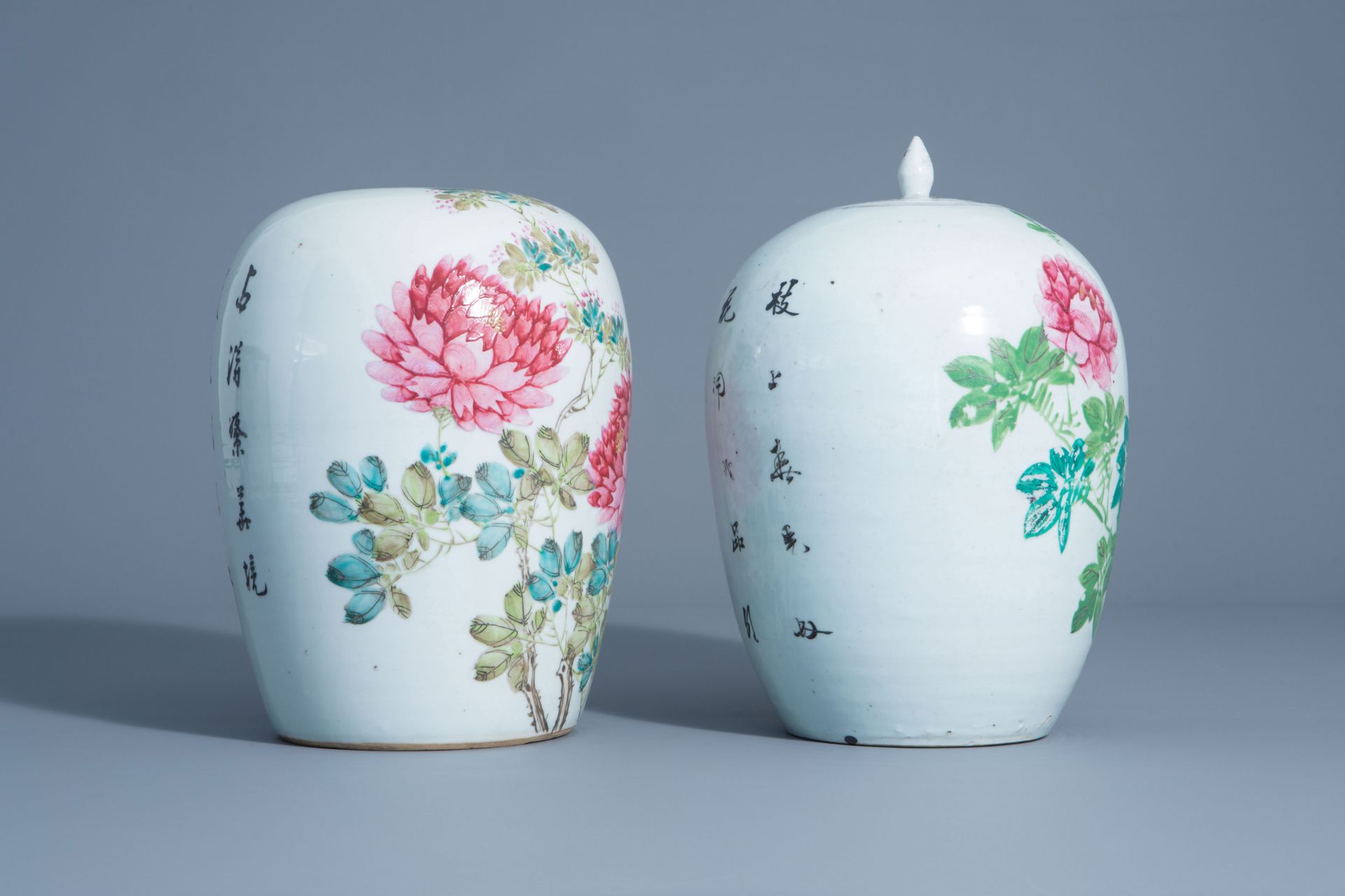 Two Chinese qianjiang cai jars with birds among flower branches, 19th/20th C. - Image 2 of 6