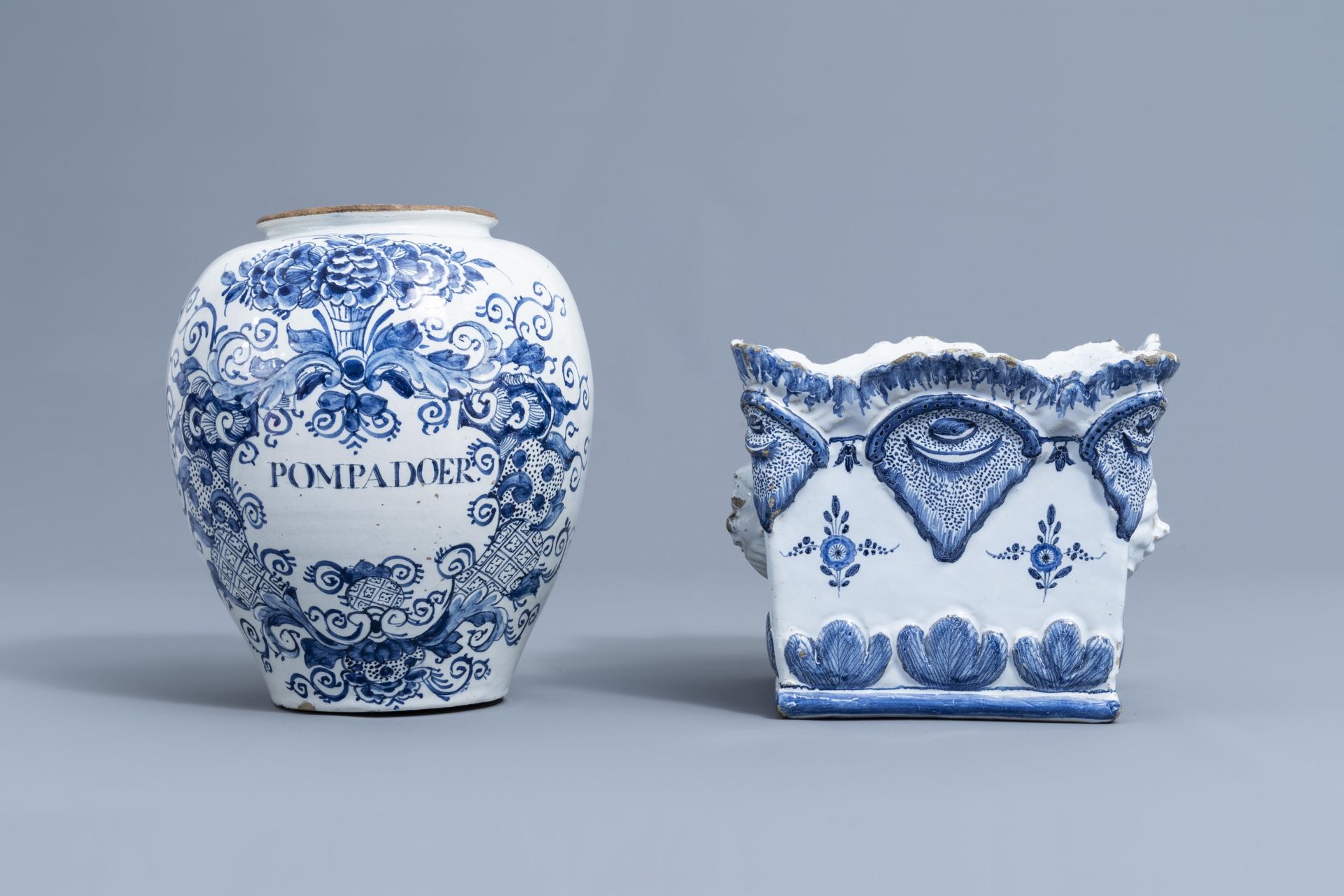 A Dutch Delft blue and white tobacco jar, a French jardinire and a Chinese ginger jar, 18th C. - Image 3 of 38