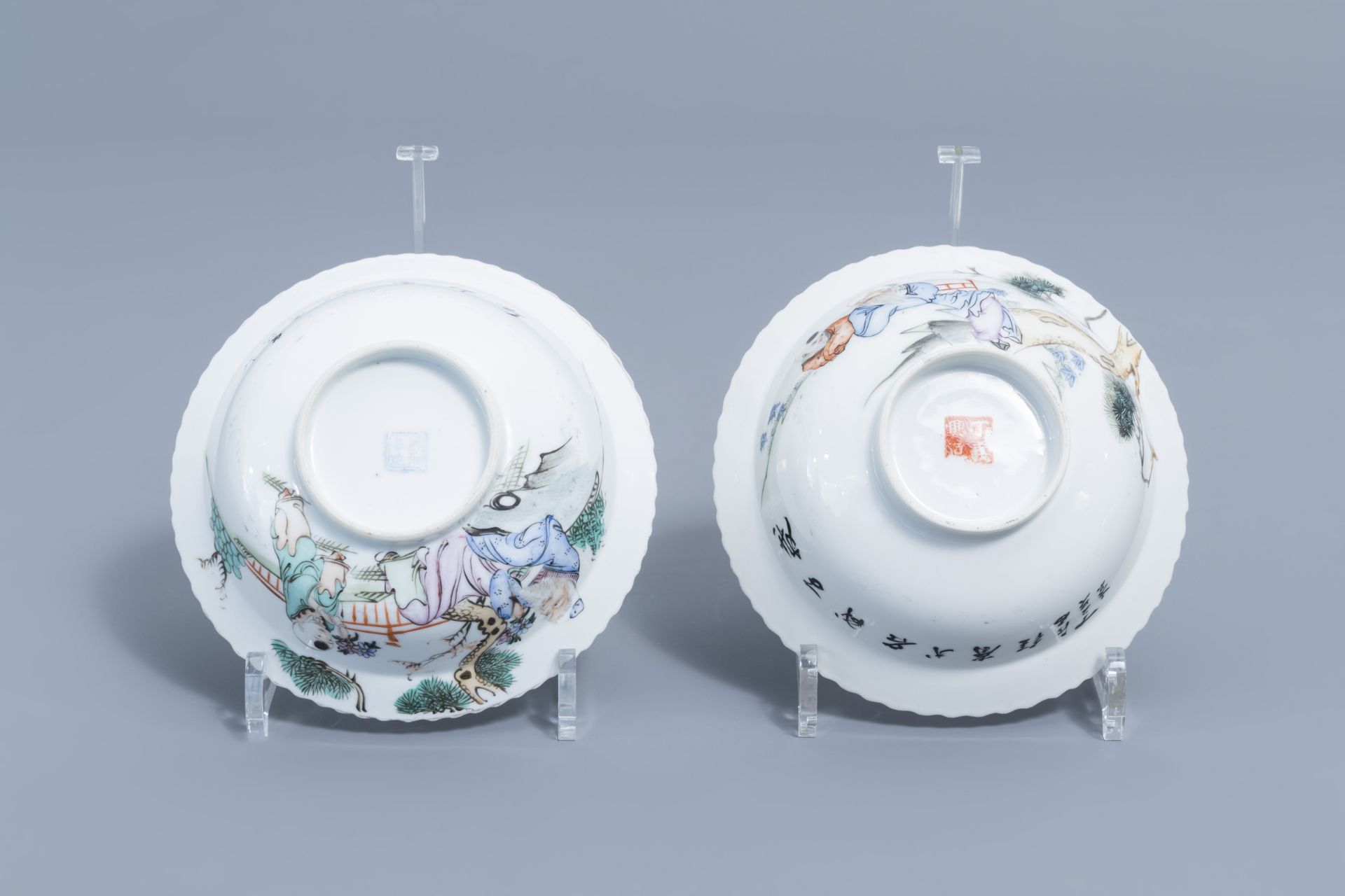 A varied collection of Chinese qianjiang cai and famille rose porcelain, 19th/20th C. - Image 16 of 16