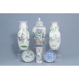 A varied collection of Chinese blue, white, famille rose and famille verte porcelain, Kangxi and lat