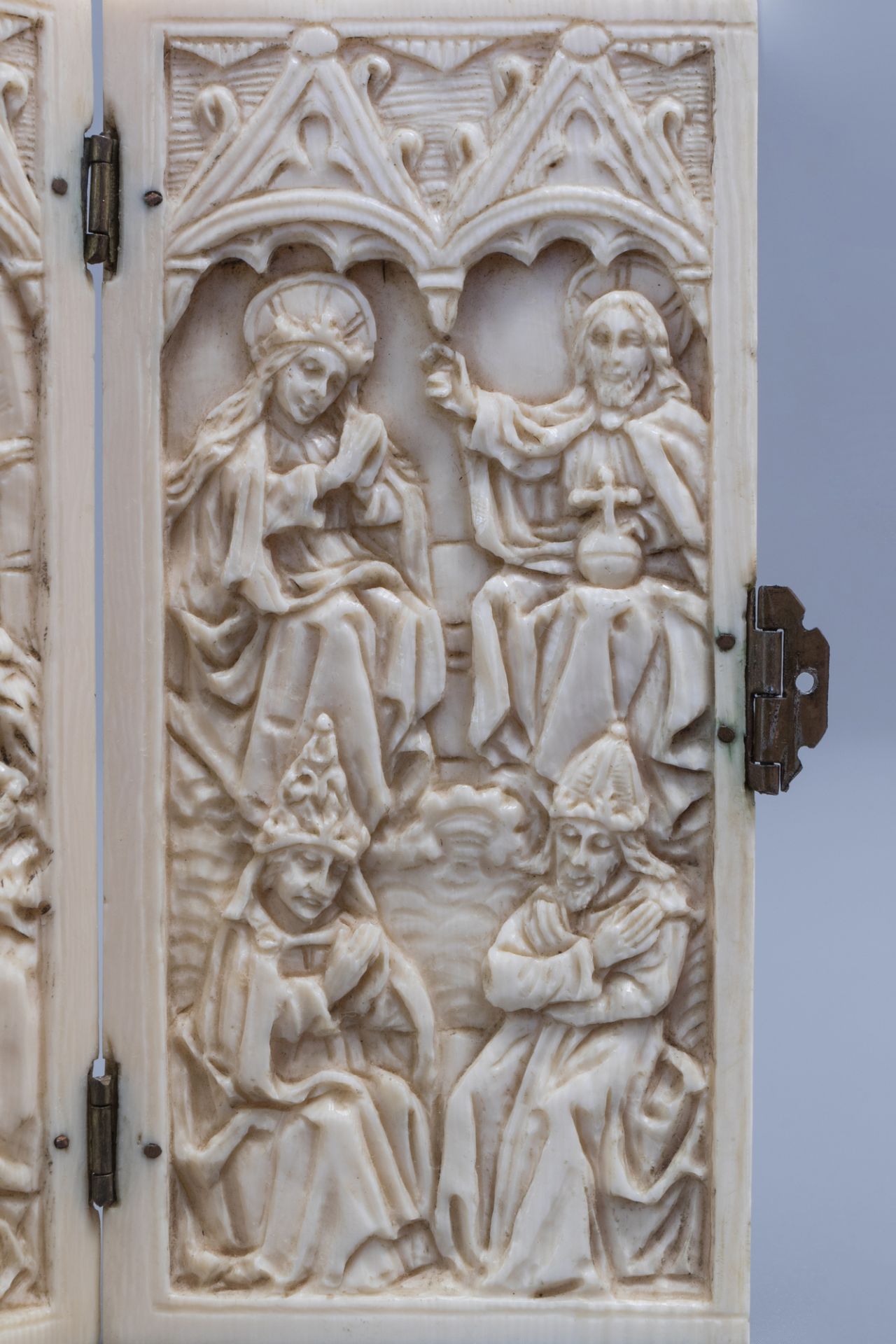 A French Gothic Revival carved ivory diptych depicting the Adoration of Christ and Mary Queen of Hea - Image 7 of 8