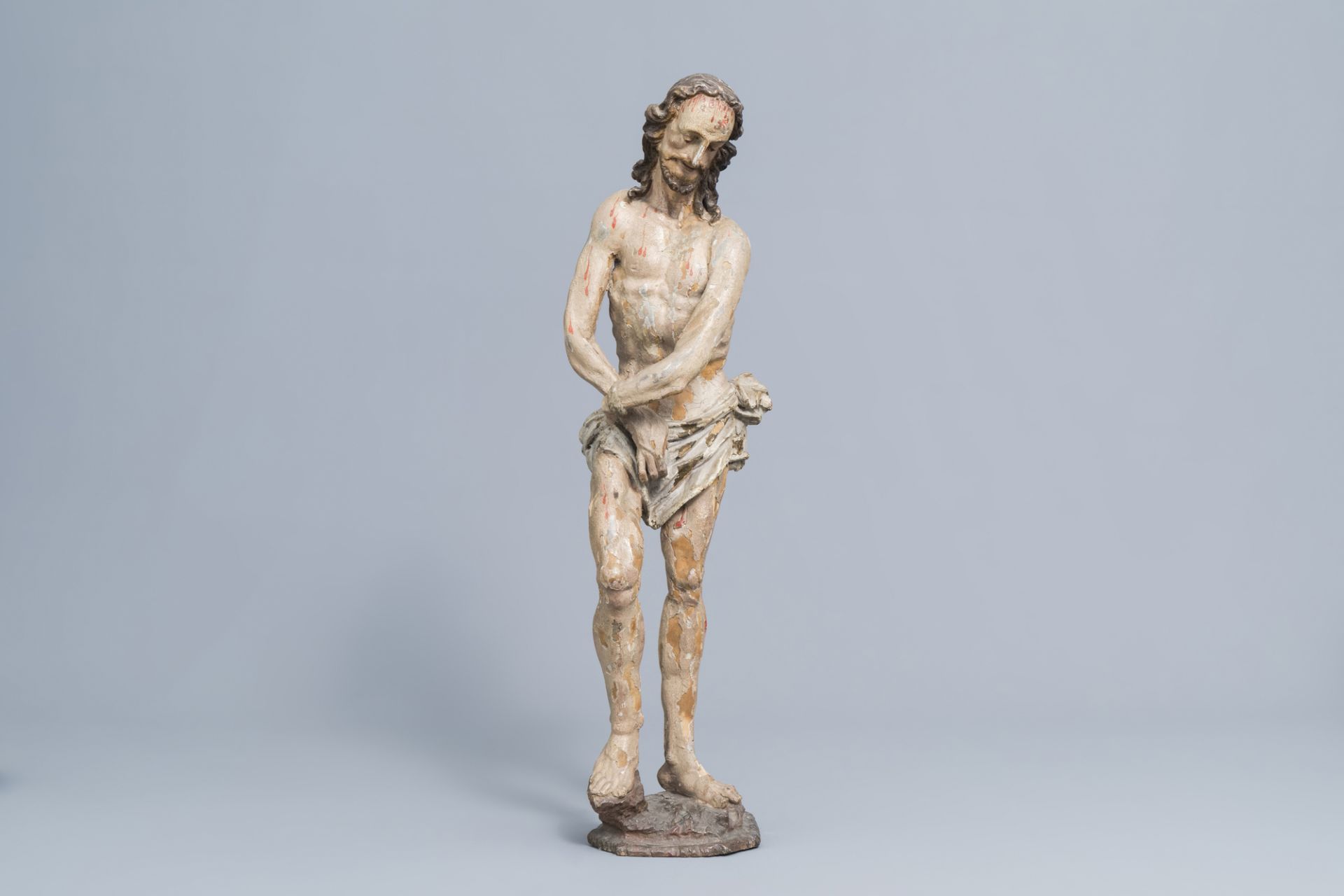 A carved and polychrome painted wooden 'Ecce Homo', Spain, 17th C. - Image 3 of 8